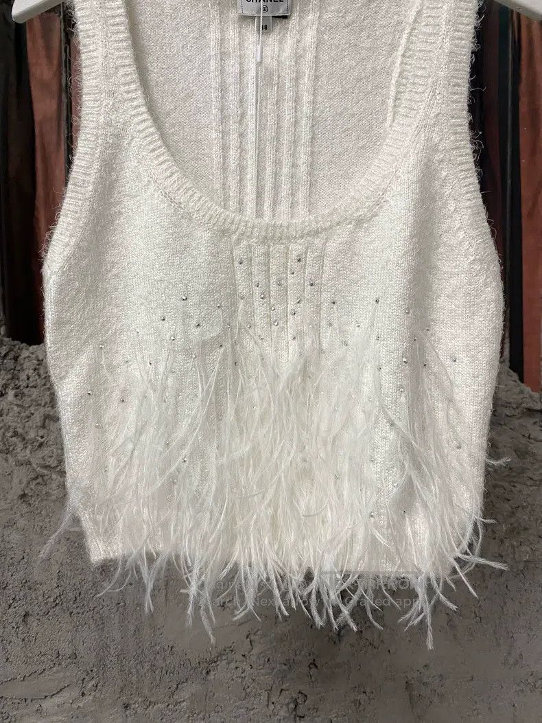 Chanel Chanel Feather rhinestone strap vest Size XS / US 0-2 / IT 36-38 - 4 Thumbnail