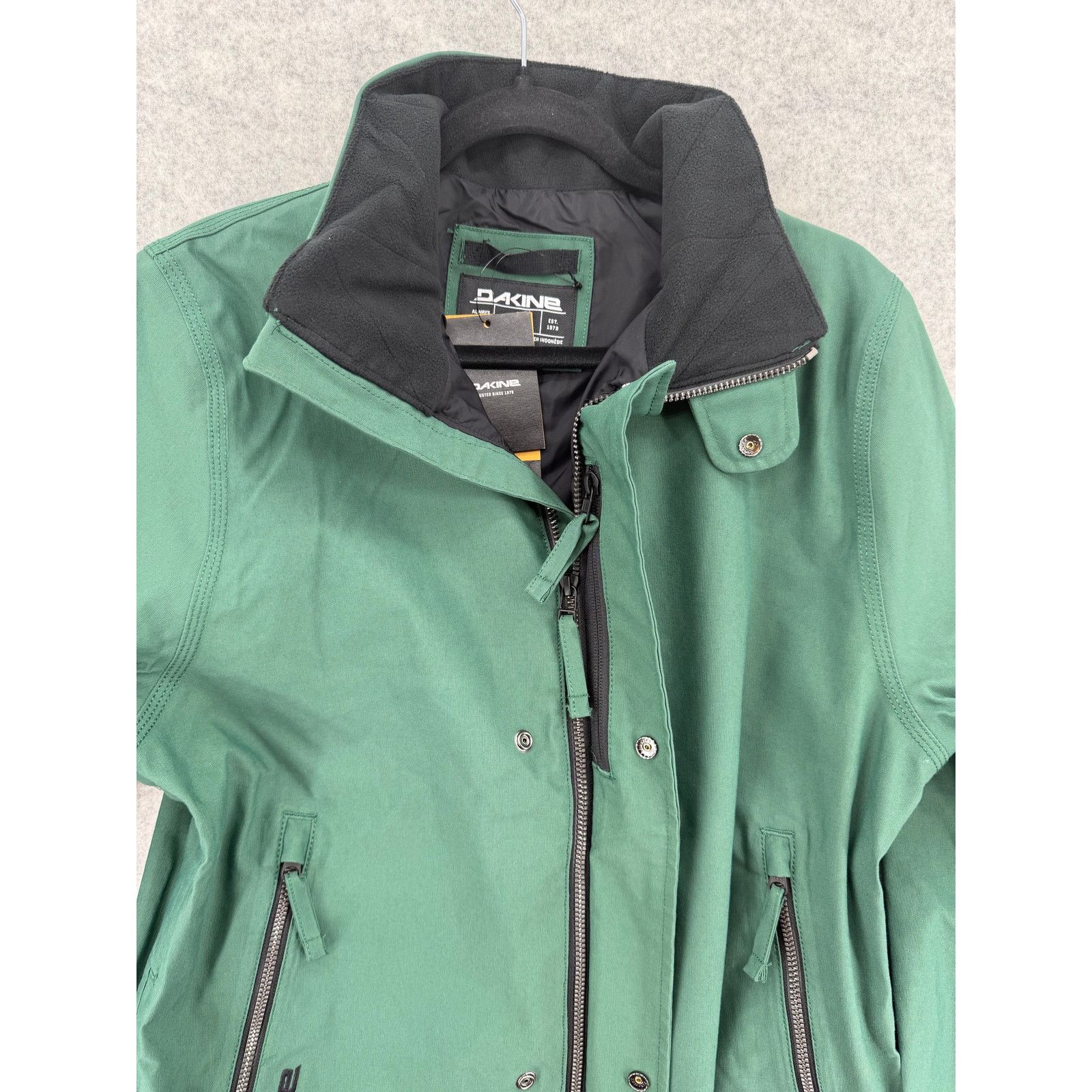 Dakine NWT DAKINE A-1 Fir Green Ski Winter Jacket Unisex Size SMALL Size US S / EU 44-46 / 1 - 6 Thumbnail