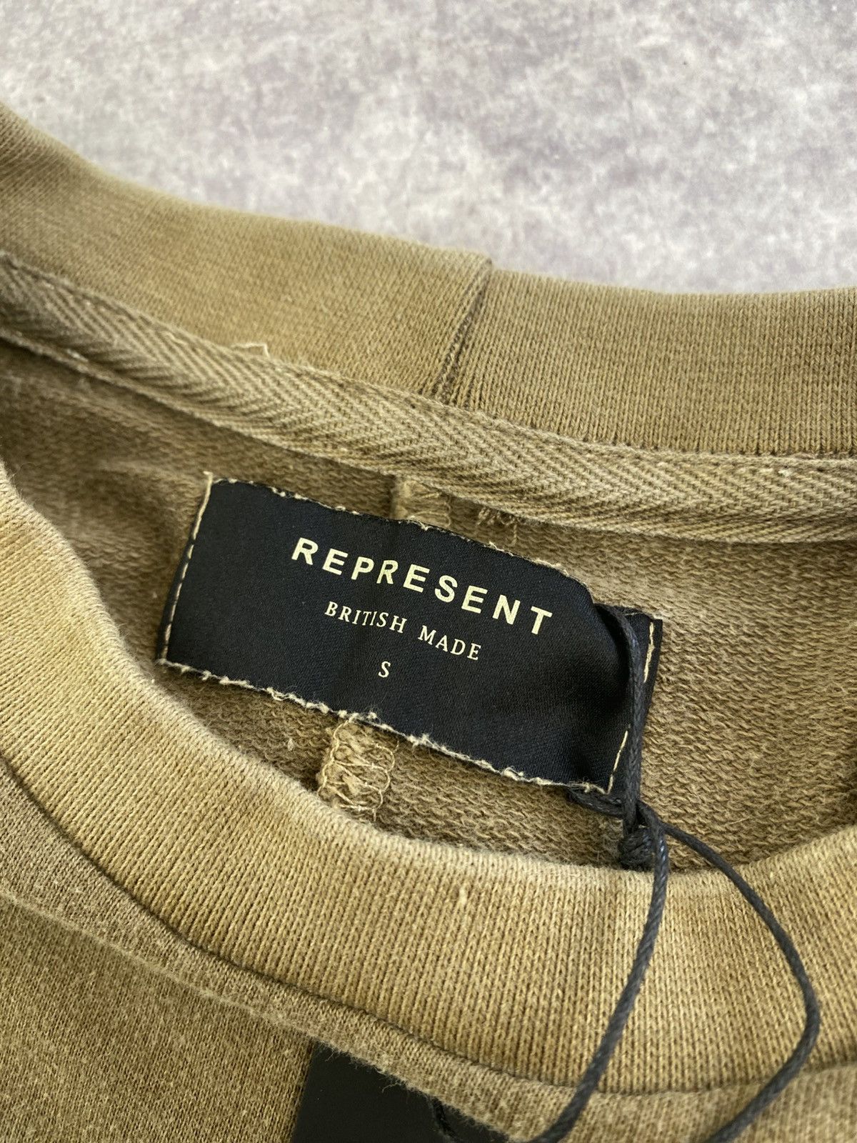 Represent Clo. Represent Made In England Army Olive Long Sleeve Size: S Size US S / EU 44-46 / 1 - 2 Thumbnail