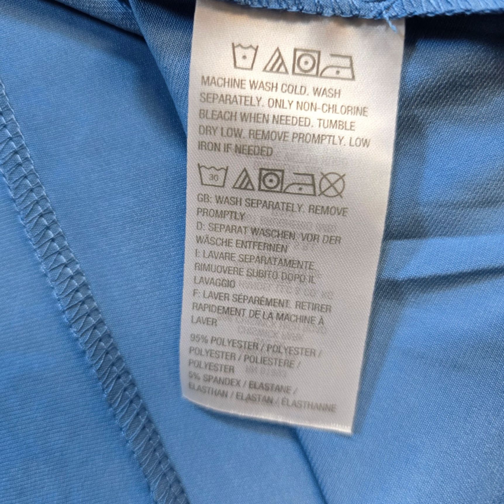 Vintage Susan Graver Top Women 1X Blue Round Neck Stretch No Iron Basic Minimal Casual Shirt Womens 1X Blue Round Neck Stretch Classic Casual Modern Size XL / US 12-14 / IT 48-50 - 7 Thumbnail