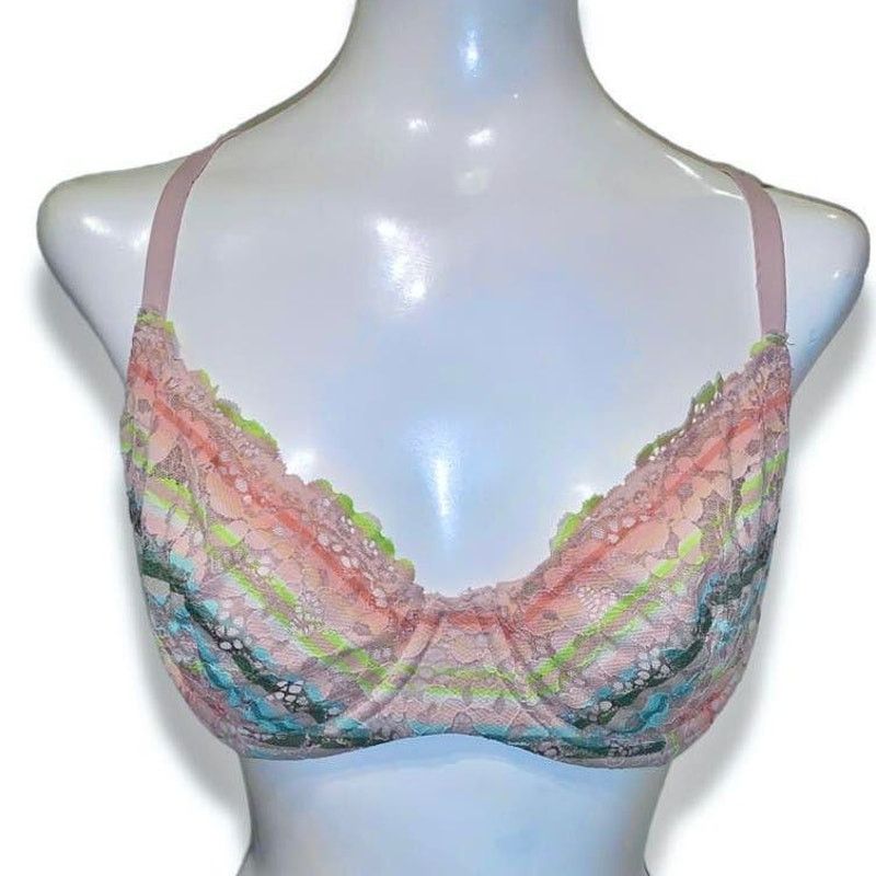 Victoria's Secret Victoria's Secret Body by Victoria Unlined Demi Bra 36D Size ONE SIZE - 3 Thumbnail