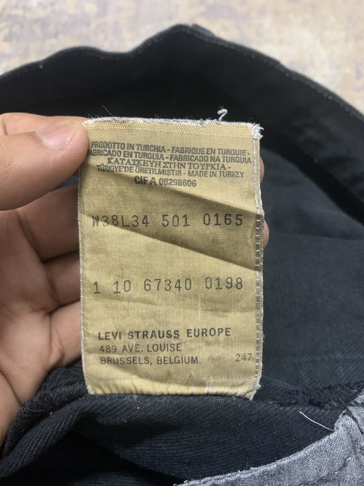 Levi's Vintage 90s Levi's 501 Faded Black Wash Jeans Size US 37 - 11 Thumbnail