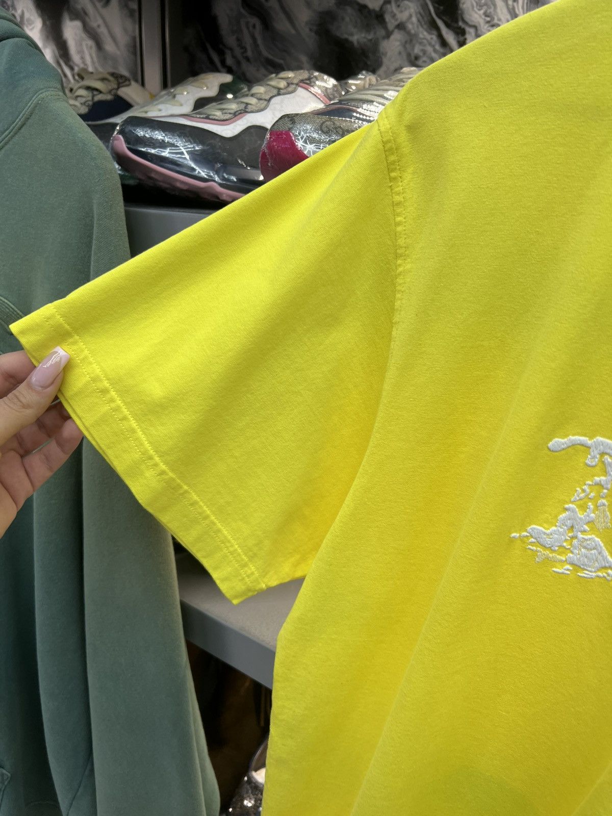 Dior Dior Yellow Tee Shirt Size US XL / EU 56 / 4 - 3 Thumbnail