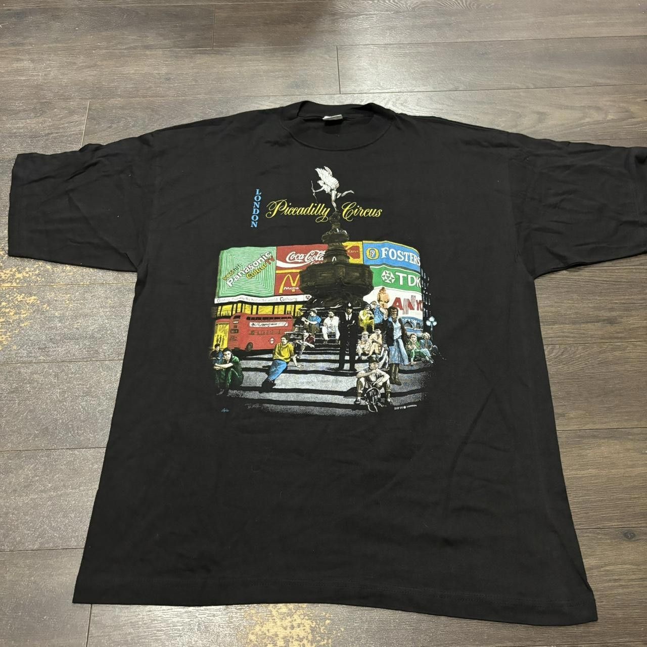 Designer vintage Piccadilly Circus london t shirt 00s XL Size US XL / EU 56 / 4 - 2 Thumbnail