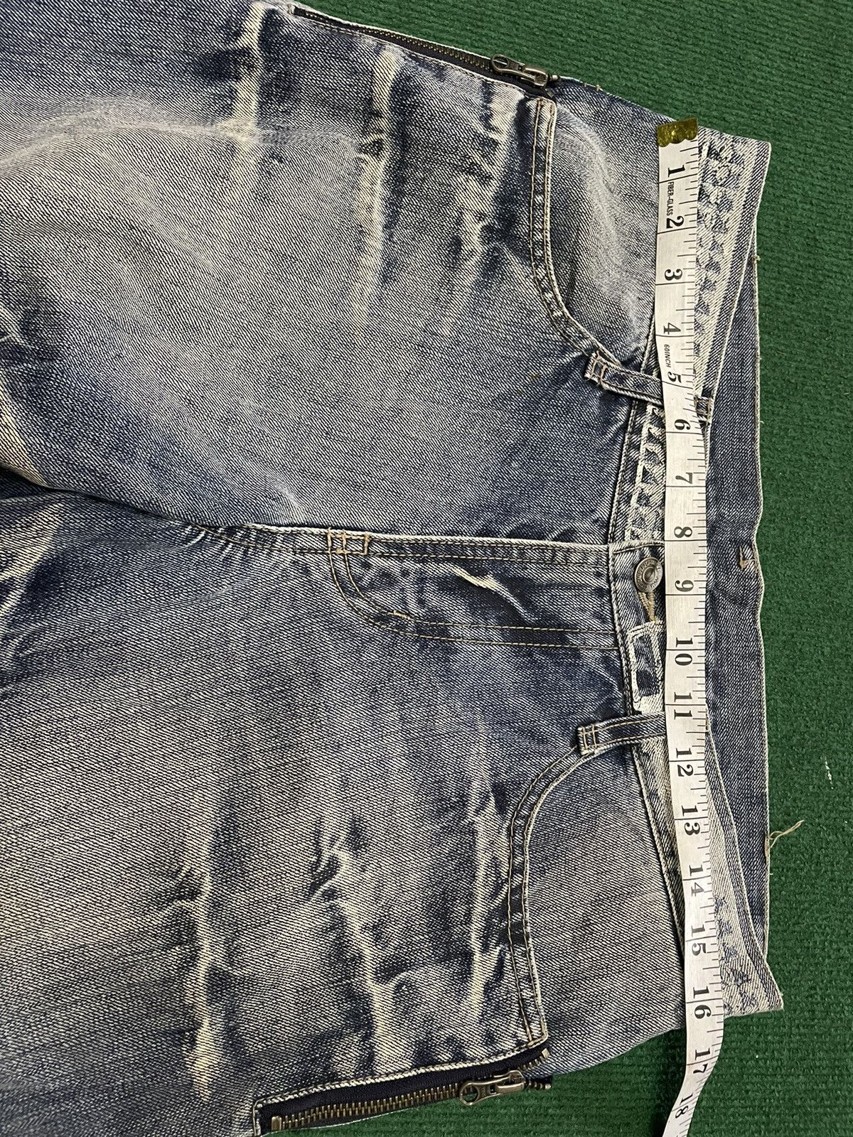PPFM Rare PPFM Distressed Big Painted Twisted Leg Jeans Size US 32 / EU 48 - 12 Thumbnail