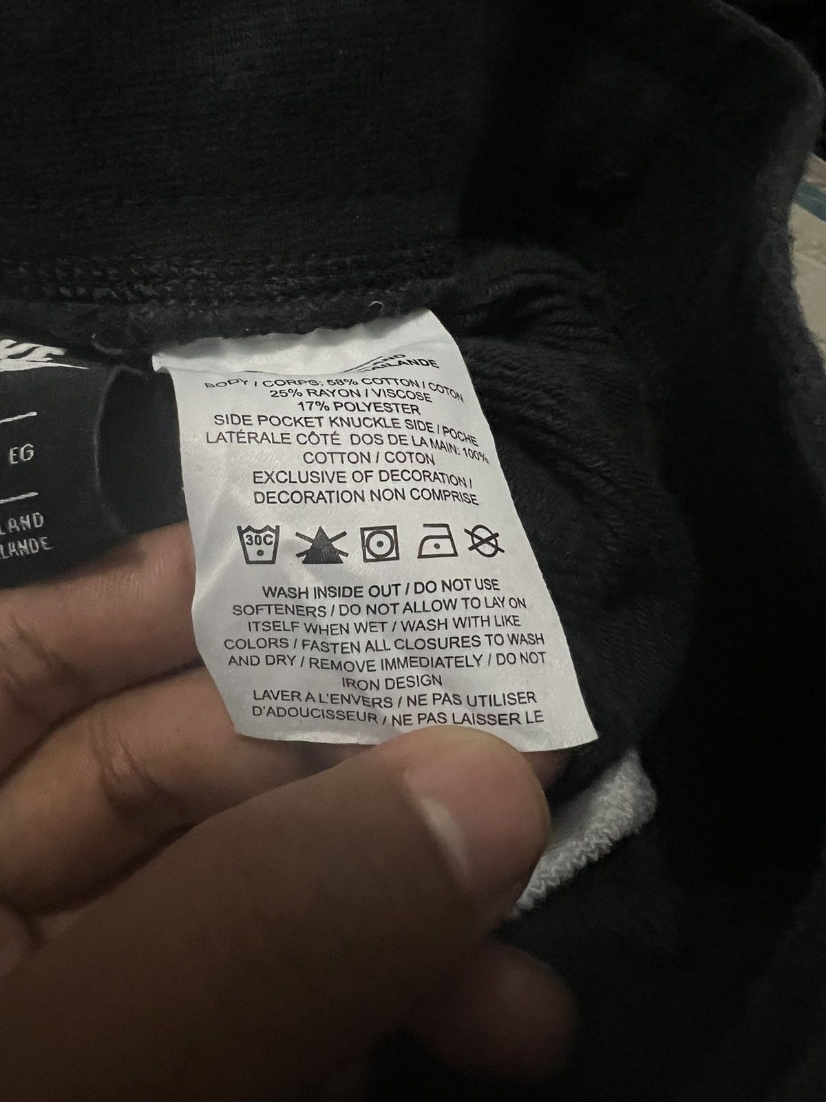 Nike Nike Swoosh Big Logo White Black Shorts Size US 32 / EU 48 - 11 Thumbnail