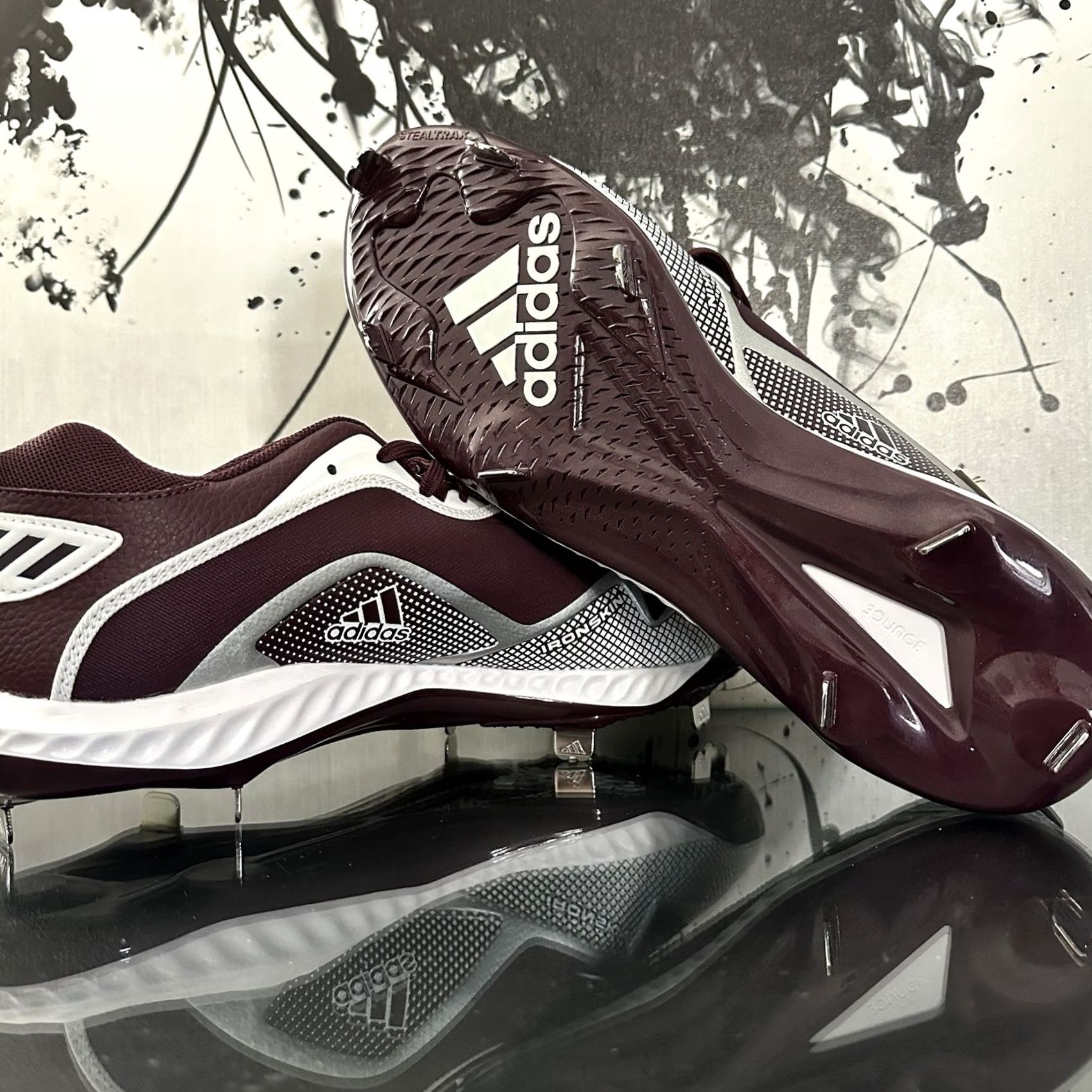 Adidas Adidas Icon 6 GX5835 Basketball Cleats Mens 14 Maroon White FV9351 Size US 14 / EU 47 - 6 Thumbnail