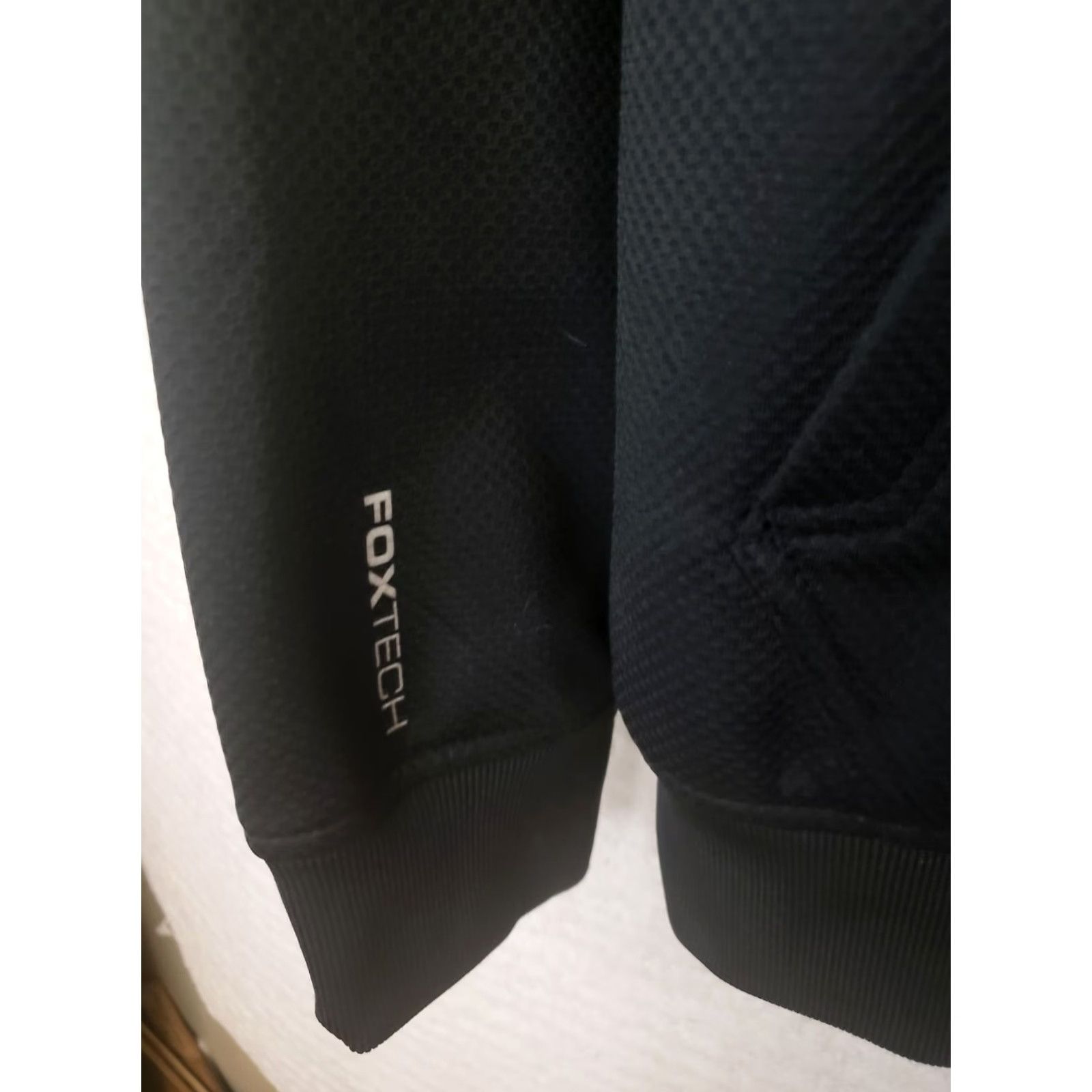 Fox Racing Fox Racing Hoodie Mens S Black Full Zip Foxtech Pockets Hood Logo Zip Chest Poc Size US S / EU 44-46 / 1 - 7 Thumbnail