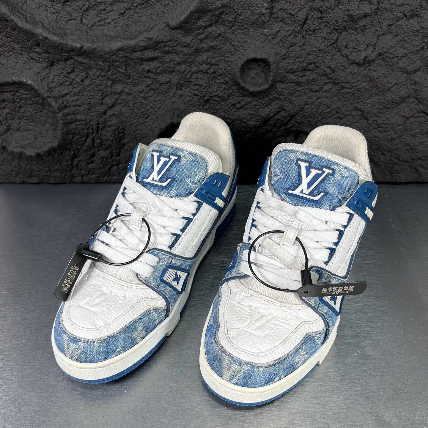 Louis Vuitton LV Trainer Blue White Denim UK5.5 95 New Minor Sole Wear Size US 5.5 / IT 35.5 - 1 Thumbnail