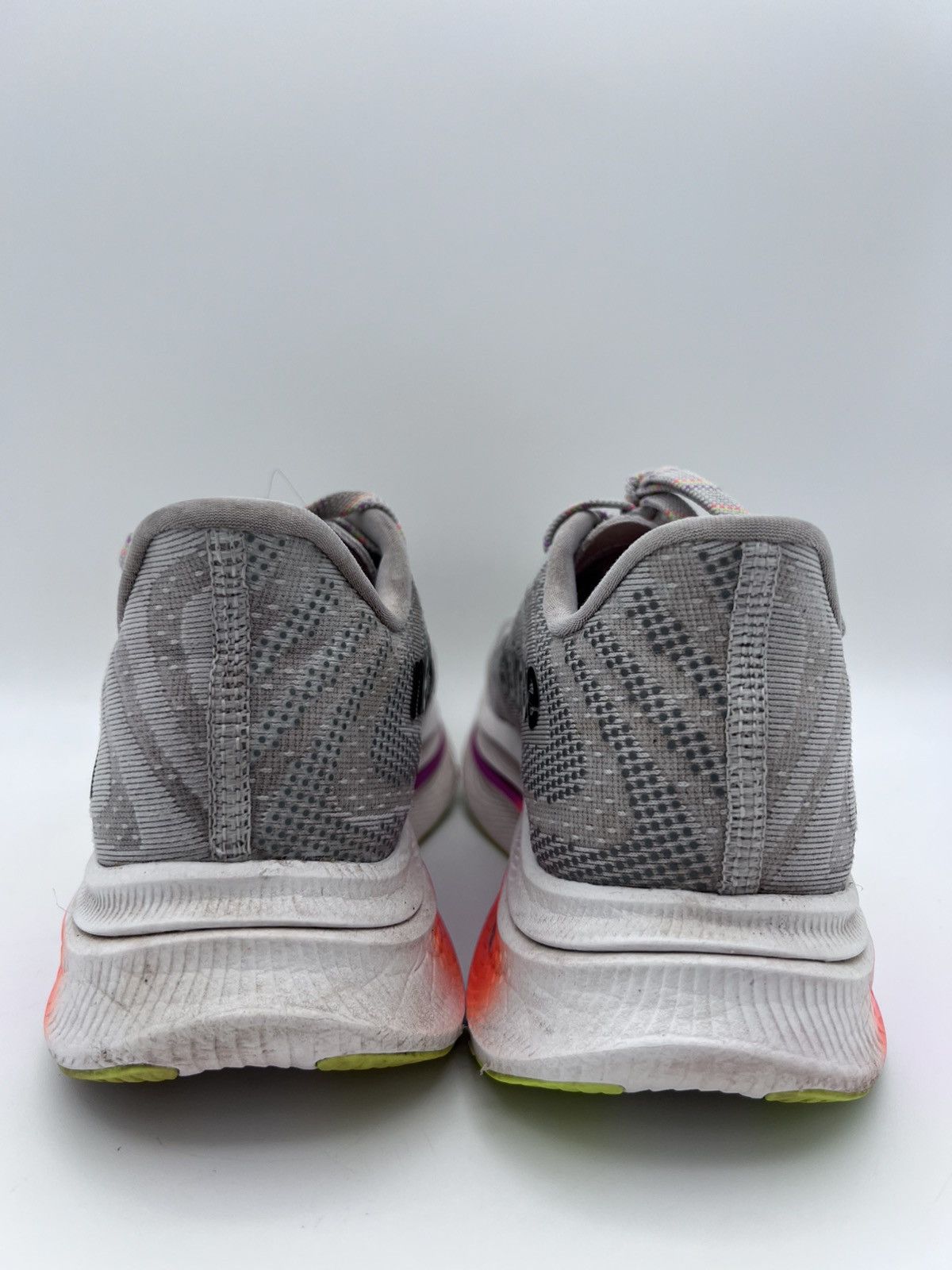 New Balance New Balance Womens Trainer v2 Running Sneakers Size 8 B Size US 8 / EU 41 - 5 Thumbnail