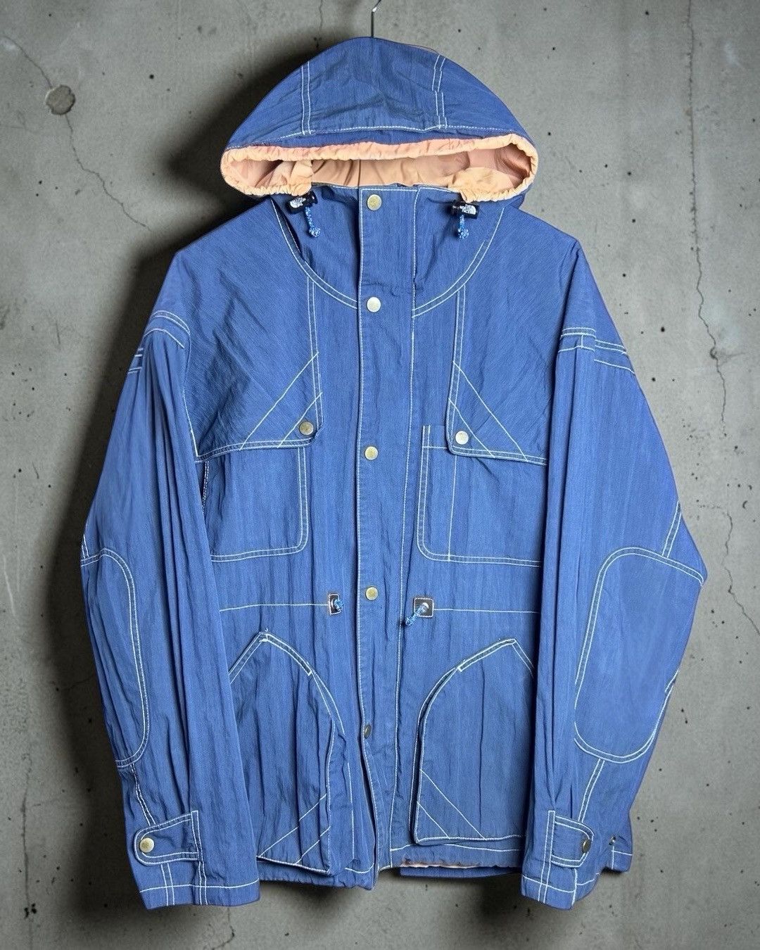 The North Face Vintage The North Face Hooded Jacket Size US L / EU 52-54 / 3 - 1 Thumbnail