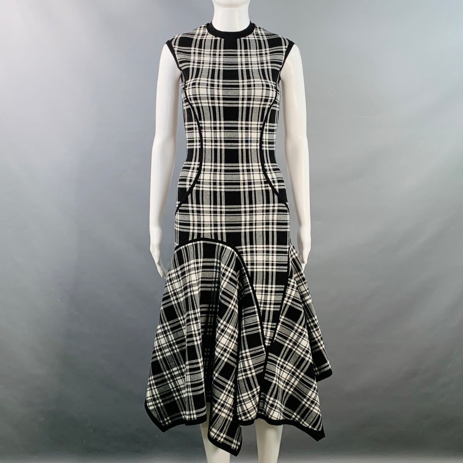 Size XS Black White Viscose Blend Plaid Mermaid Dress