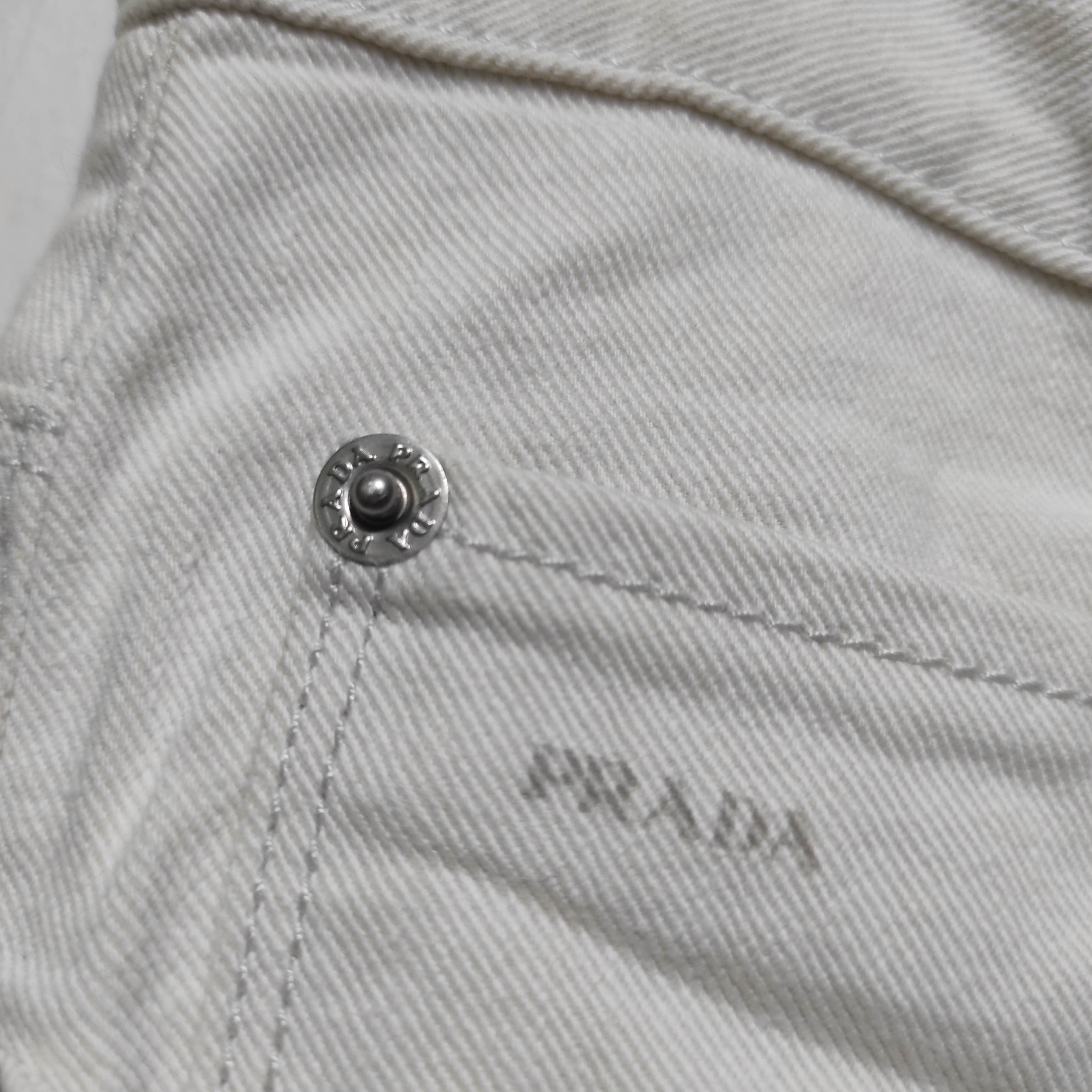 Prada Prada Logo White Denim Tapered Fit Jeans size 30 Size US 30 / EU 46 - 11 Thumbnail