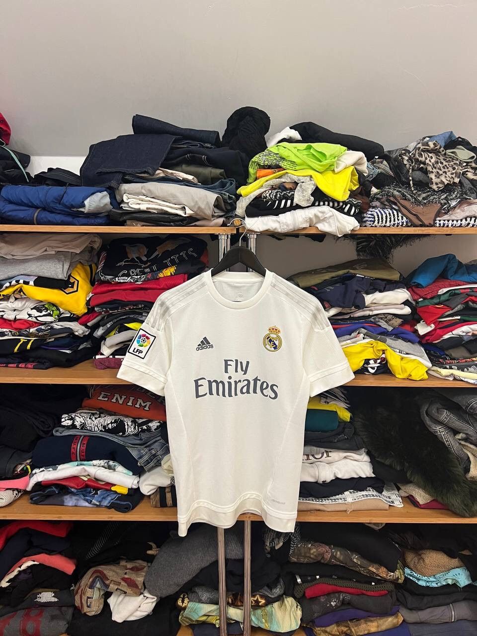 Adidas Adidas Real Madrid 2013 Home Jersey Fly Emirates Size US S / EU 44-46 / 1 - 1 Thumbnail