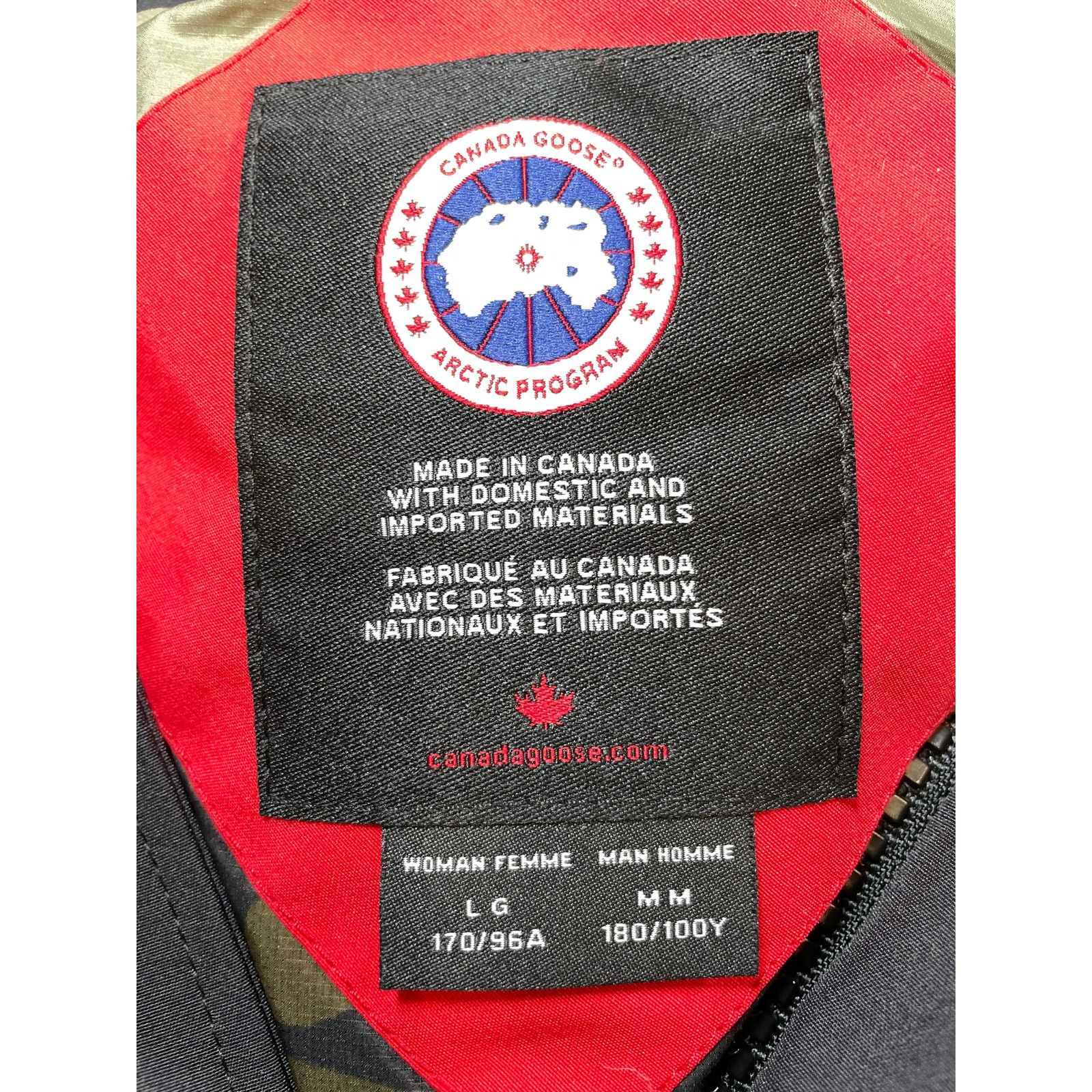Canada Goose Canada Goose Red & Blue Camo Vest Size US M / EU 48-50 / 2 - 5 Thumbnail
