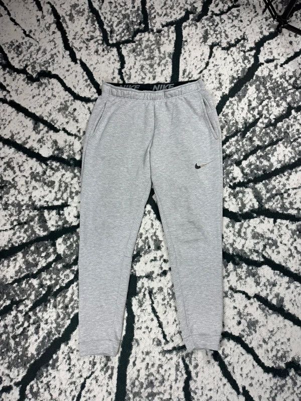 Nike Nike Dri fit tracksuit pants gray M logo Size US 32 / EU 48 - 2 Thumbnail
