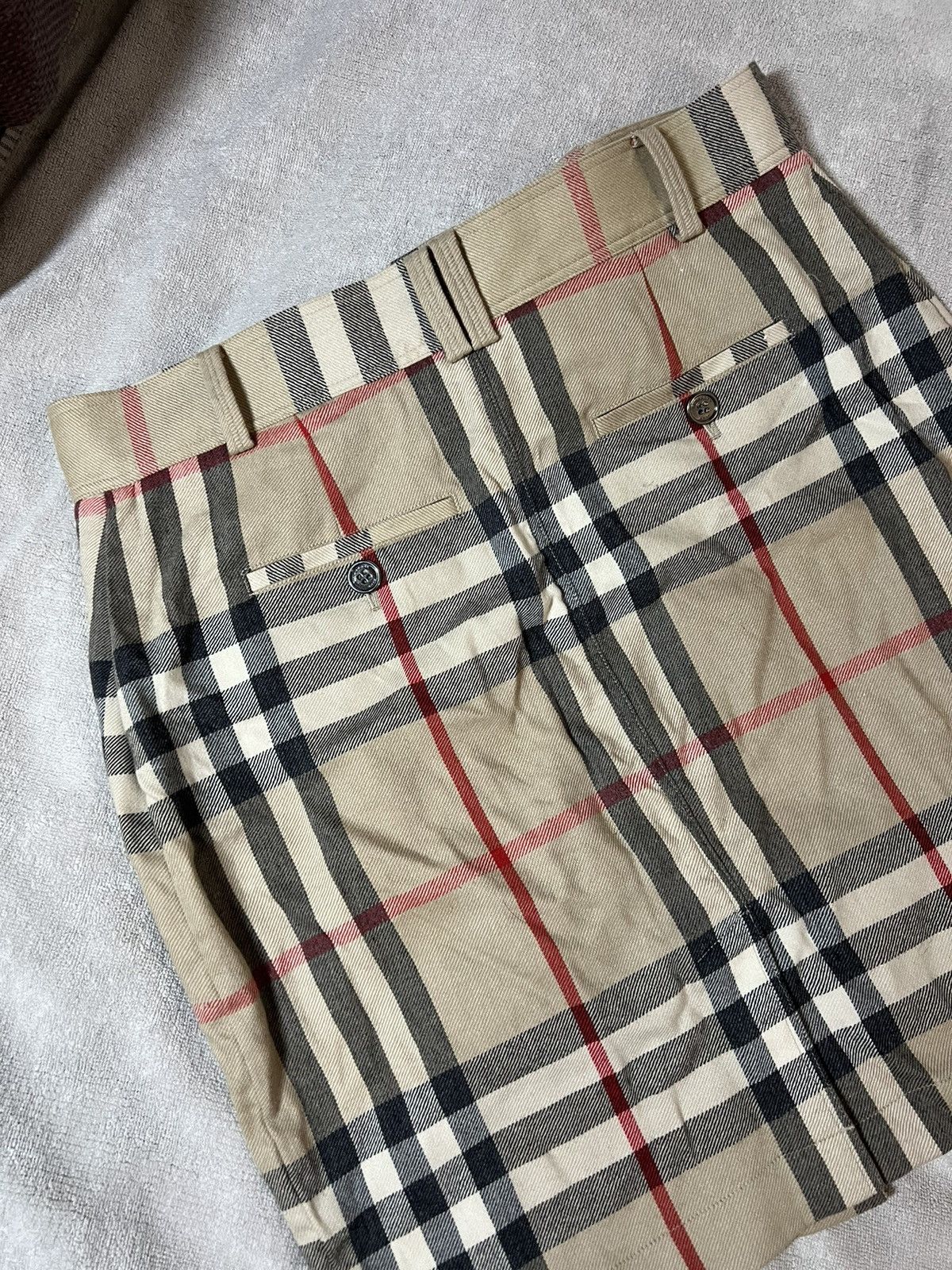 Burberry Burberry plaid button skirt vintage old money rare 90s Size M / US 6-8 / IT 42-44 - 3 Thumbnail