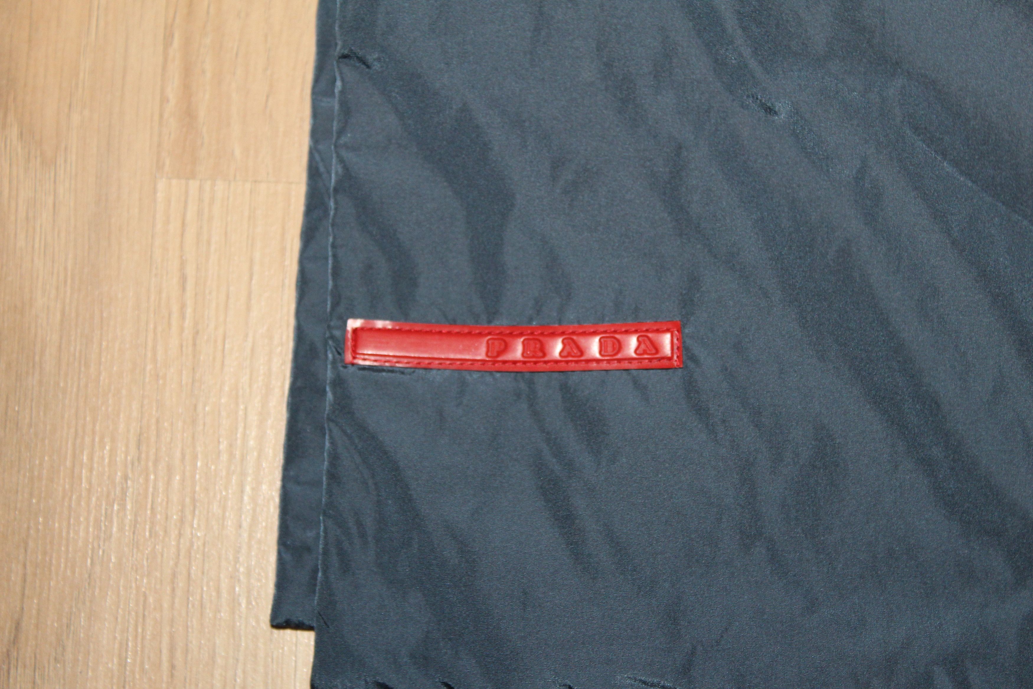 Prada Rare Prada Nylon Puffer Scarf Size ONE SIZE - 2 Thumbnail