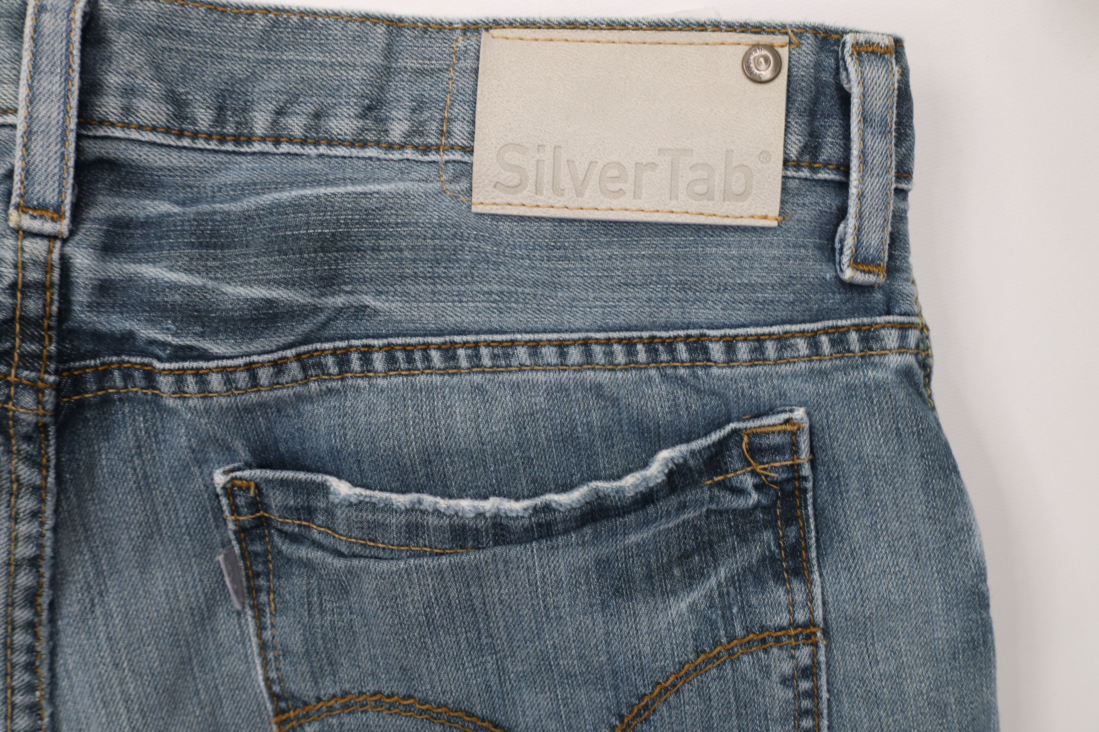 Levi's × Vintage Vintage Y2K Levis Silvertab Baggy Fit Wide Leg Denim Jeans Size US 36 / EU 52 - 14 Thumbnail