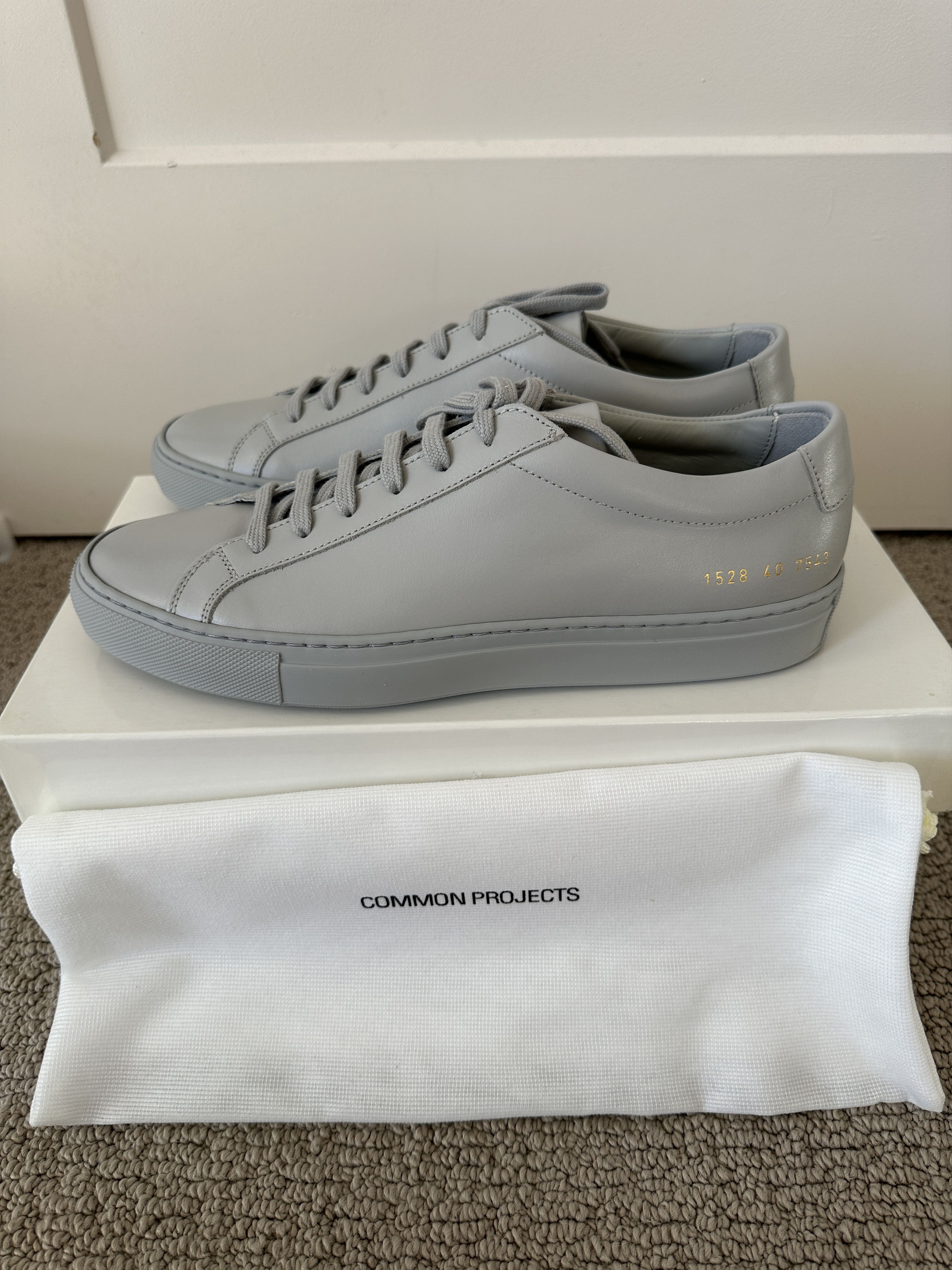 Common Projects Common Projects Achilles Low Grey US 7 / EU 40 Size US 7 / EU 40 - 1 Thumbnail