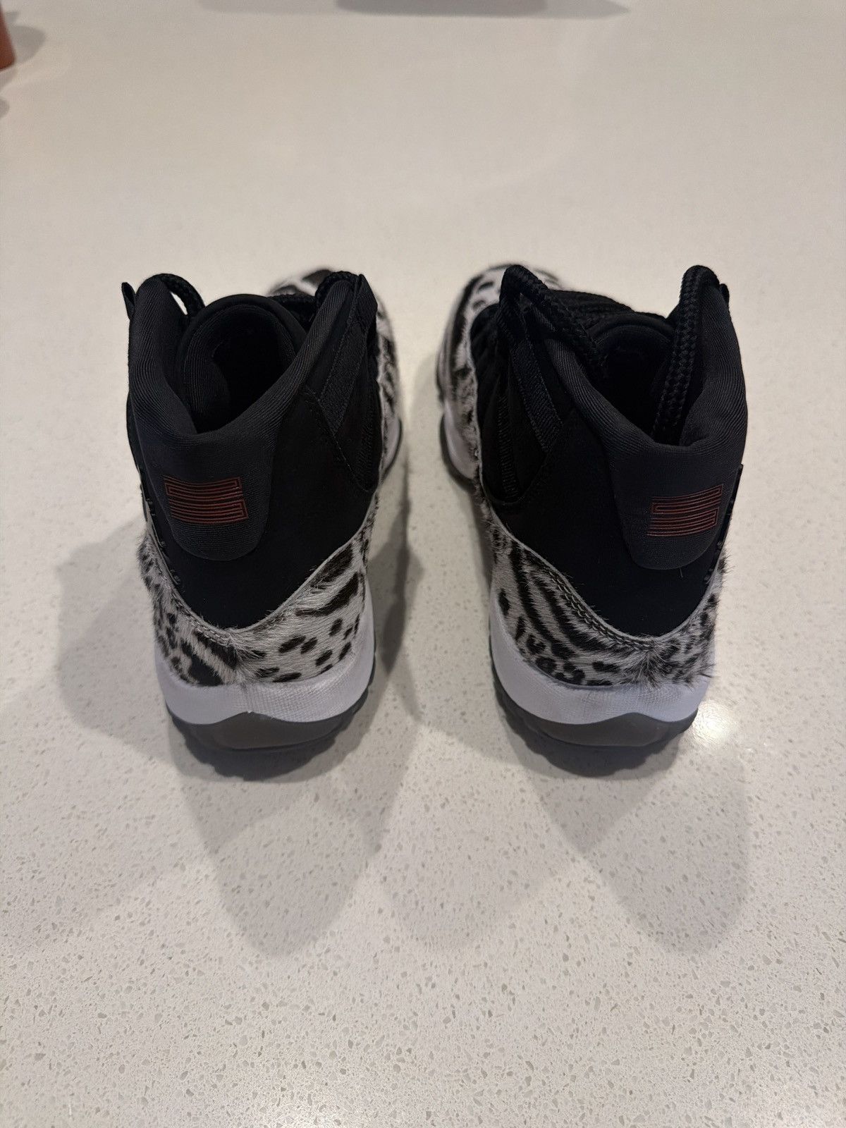 Jordan Brand WMNS Air Jordan 11 Retro Animal Instinct Size US 7.5 / EU 40-41 - 3 Thumbnail
