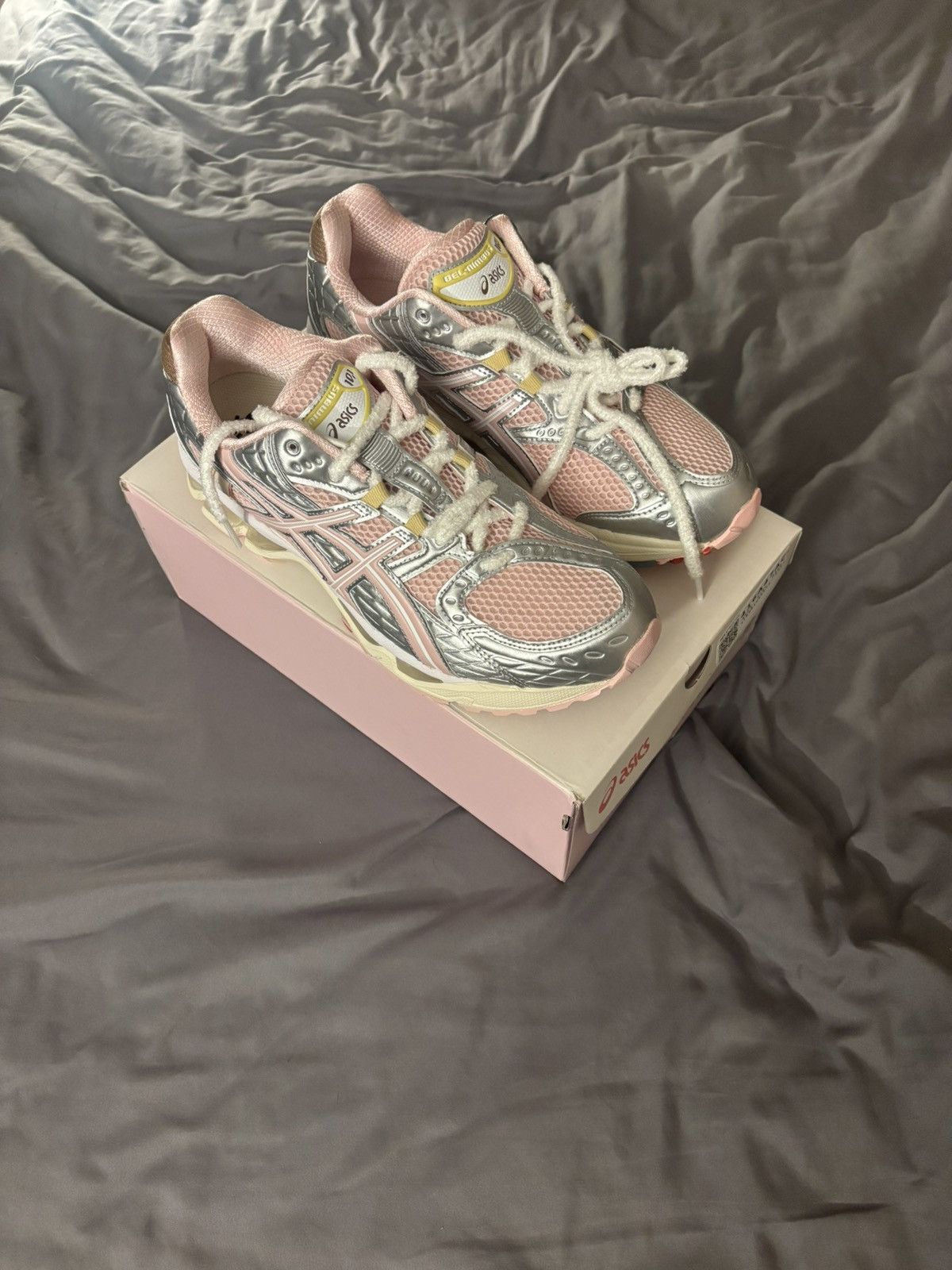 Asics ASICS Gel-Nimbus 10.1 x vandythepink Size US 9.5 / EU 42-43 - 5 Thumbnail
