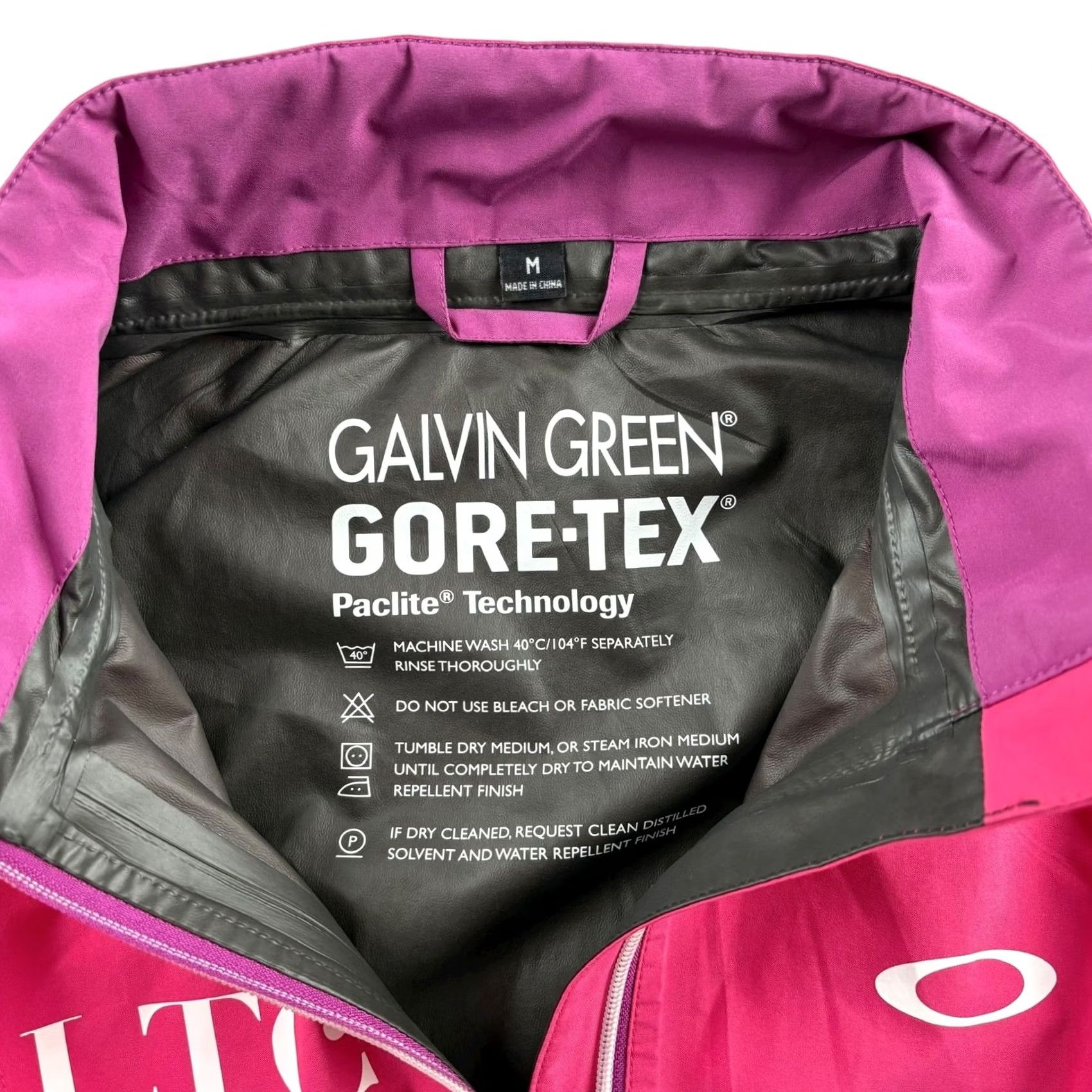 PGA Tour LPGA Tour Beatriz Recari Rain Jacket Pink • Medium Jacket Womens Full Zip Water Resistant Wind-Resistant Logo Size M / US 6-8 / IT 42-44 - 3 Thumbnail