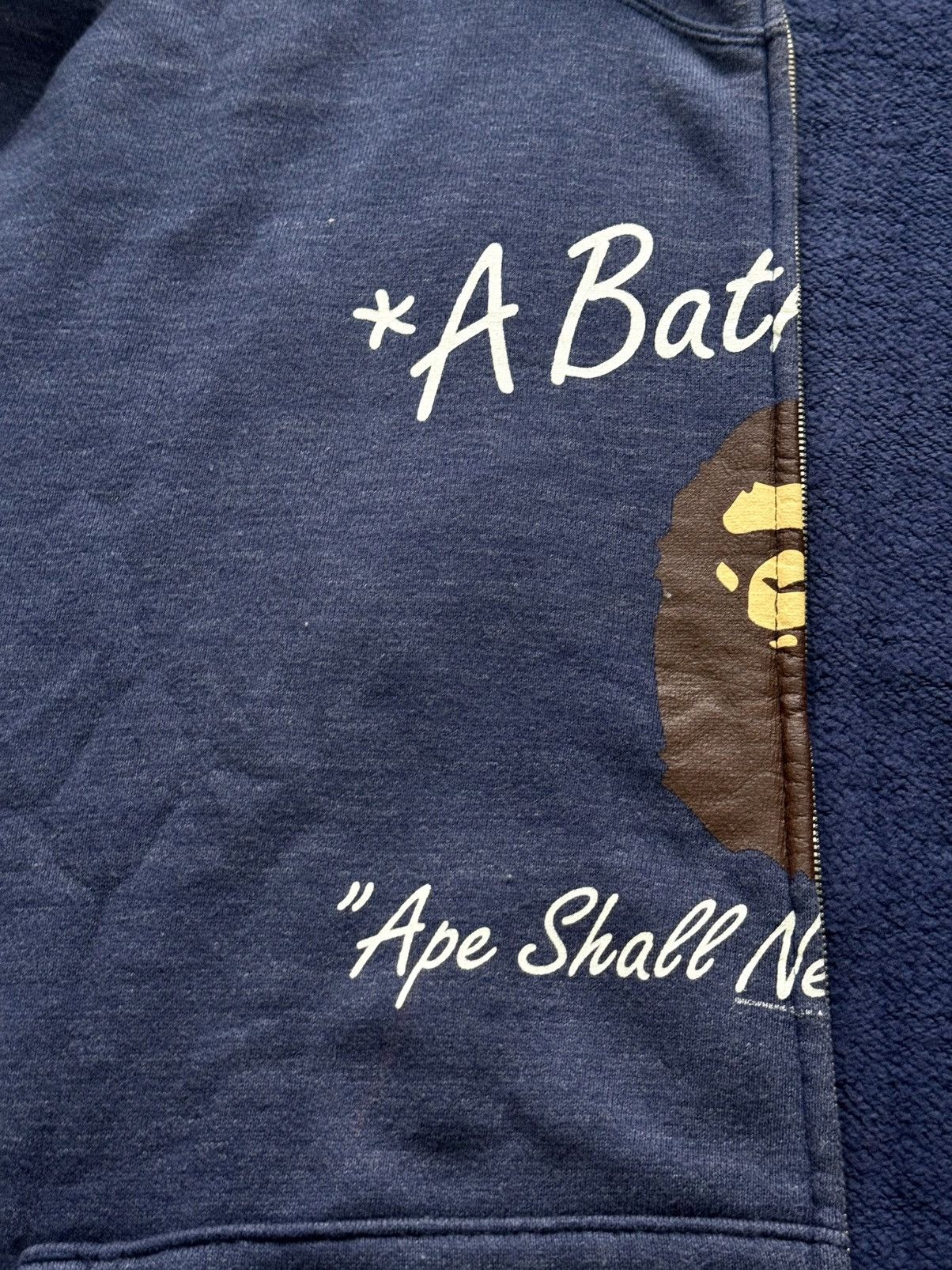 Bape VINTAGE Y2K BATHING APE CLASSICS ZIP UP HOODIE Size US L / EU 52-54 / 3 - 6 Thumbnail