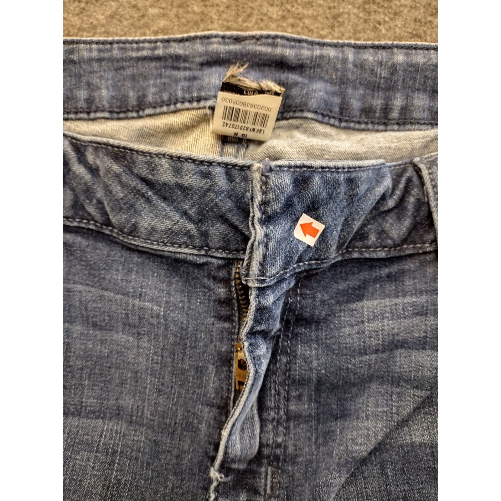 Vintage Unbranded Women's Jeans Cropped Stretch Blue Cotton Blend Size 16R Size 38" / US 16 / IT 52 - 3 Thumbnail