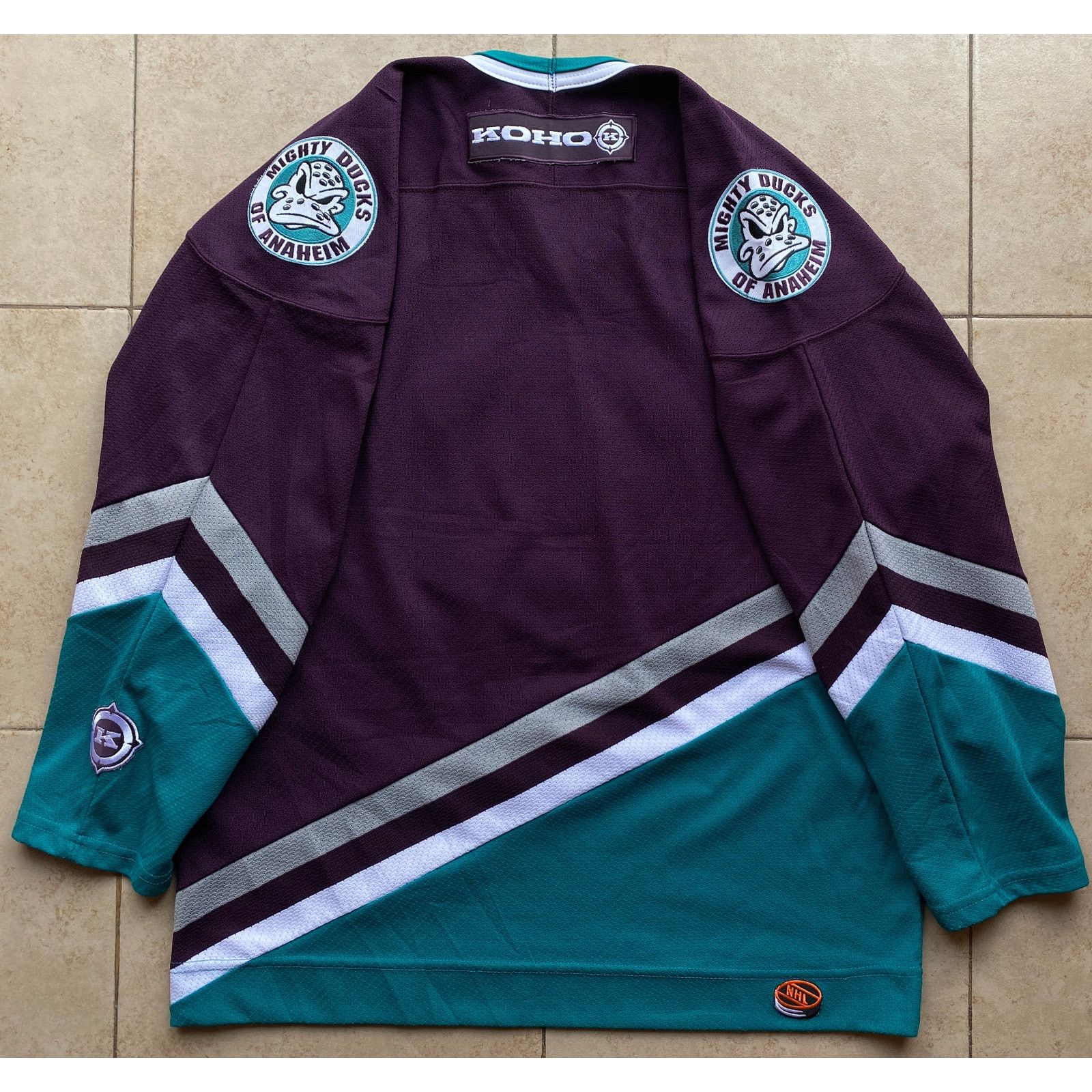 Koho × NHL Anaheim Mighty Ducks 2000s KOHO jersey M purple NHL vintage Size US M / EU 48-50 / 2 - 7 Thumbnail