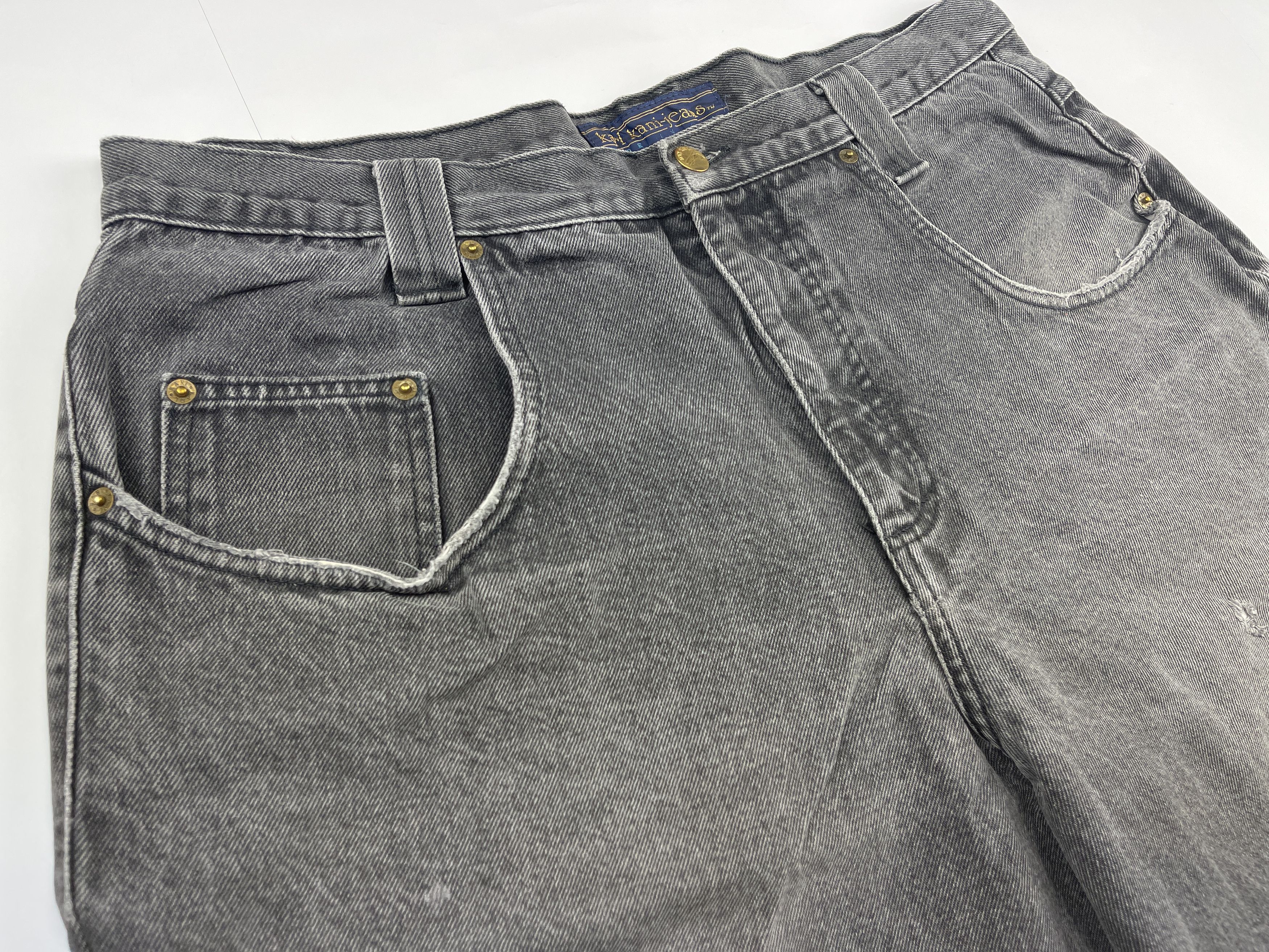 Karl Kani KARL KANI shorts, vintage hip hop baggy jeans, 90s size W 36 Size US 36 / EU 52 - 9 Thumbnail