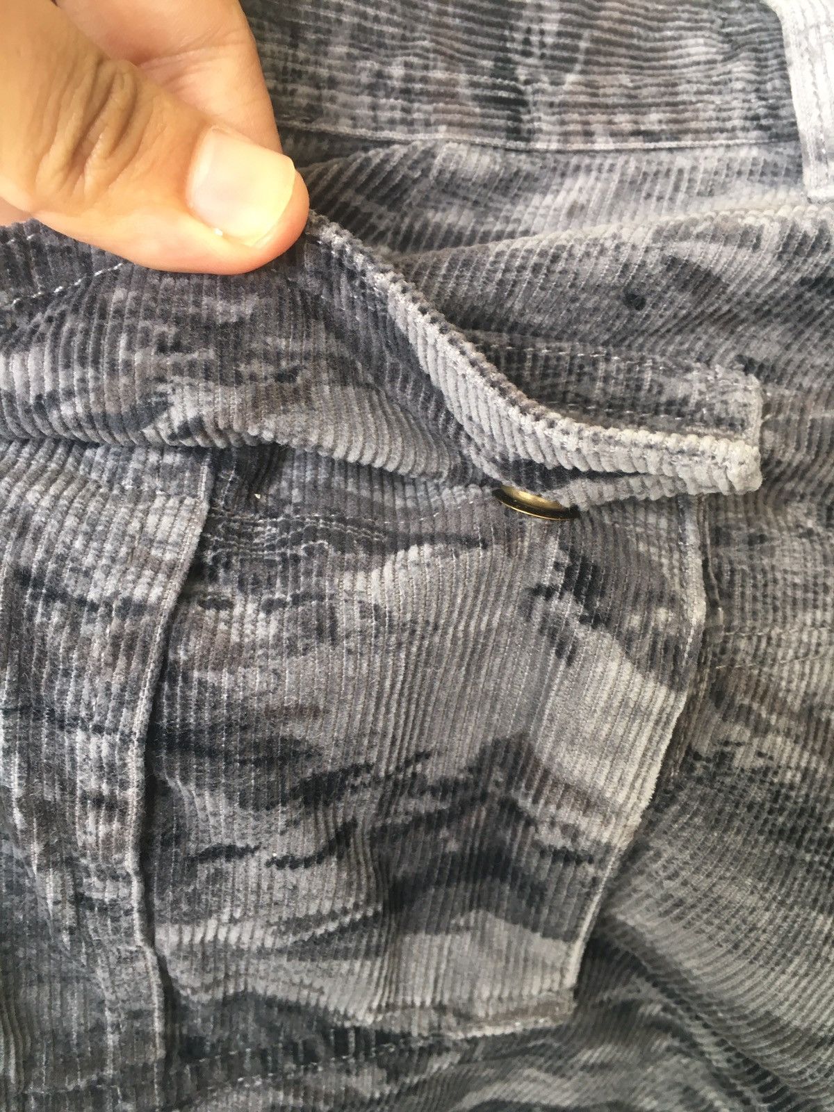 Oakley Oakley Corduroy Camo Cargo Pants Size 28" / US 6 / IT 42 - 11 Thumbnail
