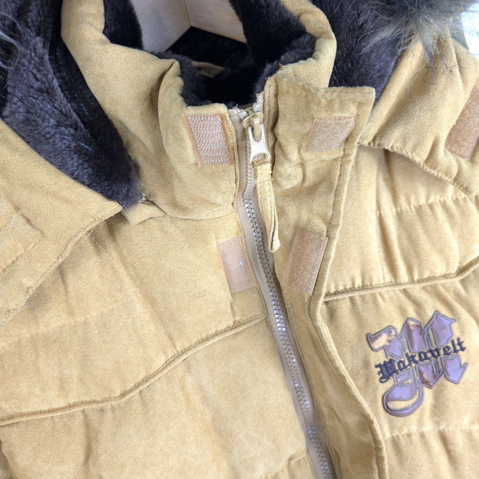 Makaveli Vintage Makaveli Branded Tupac Beige Puffer Jacket Sz Small Size US S / EU 44-46 / 1 - 7 Thumbnail