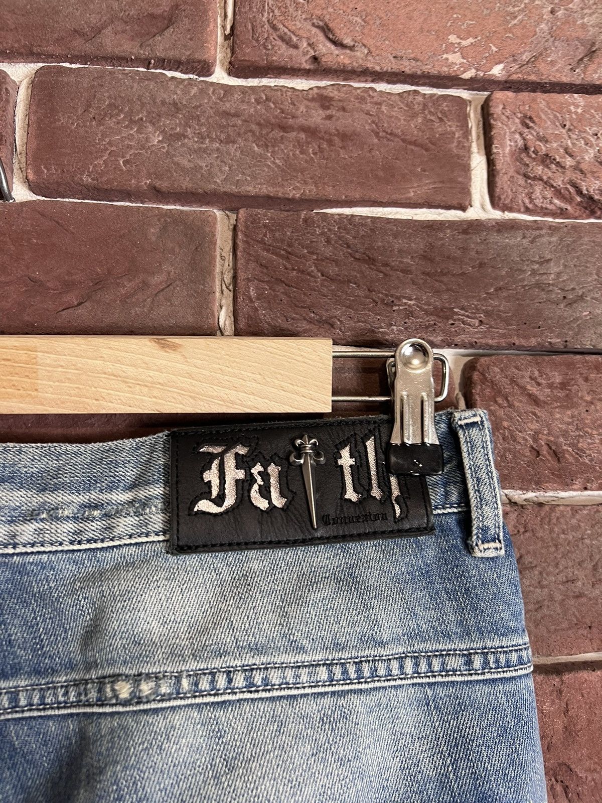 Faith Connexion Faith Connexion SLIM 6Pockets Avant Garde Distressed Denim Size US 33 - 7 Thumbnail