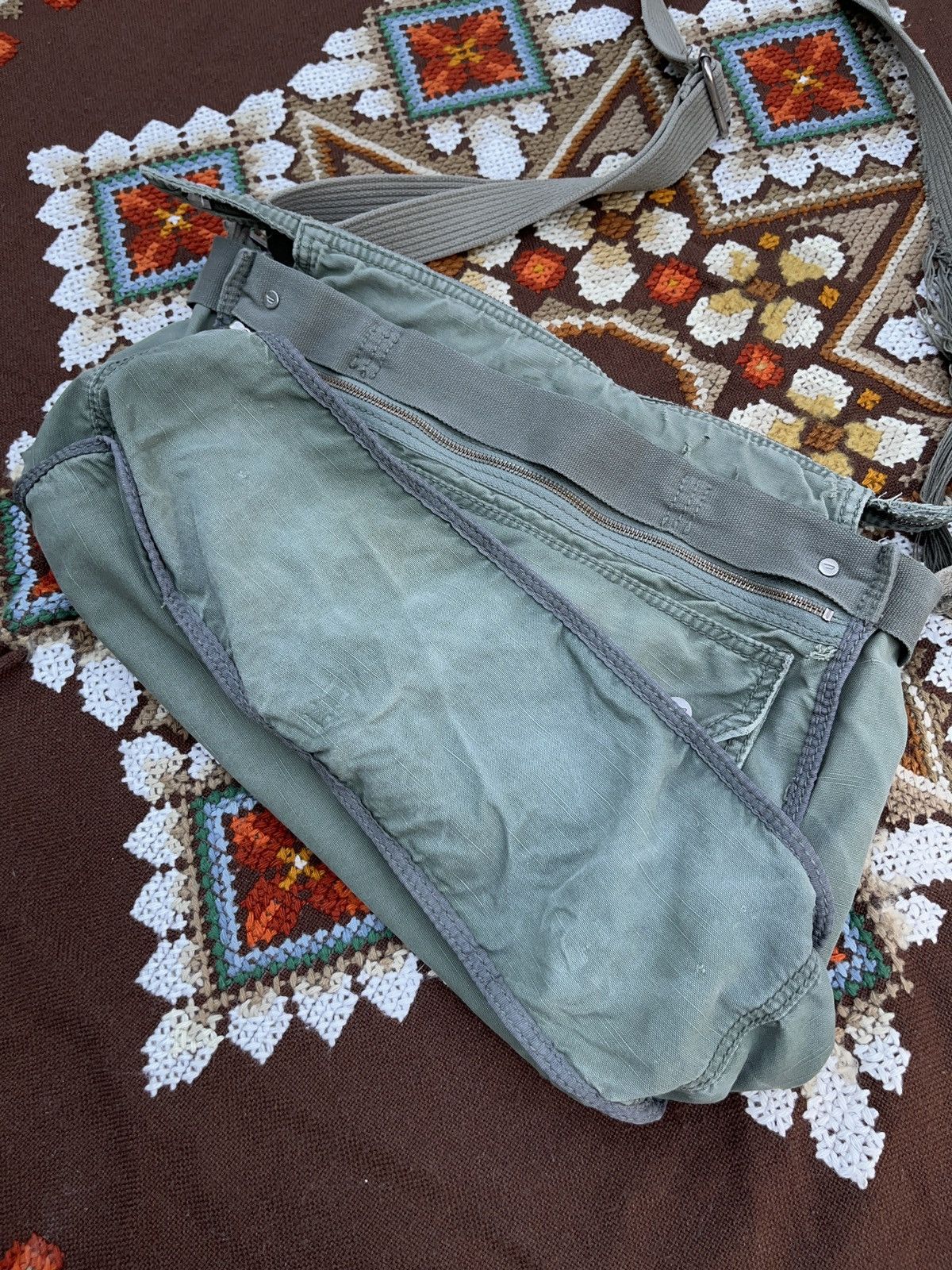 Diesel × Japanese Brand × Vintage Vintage Diesel Distressed Multi Pocket Crossbody Bag Utility Size ONE SIZE - 8 Thumbnail