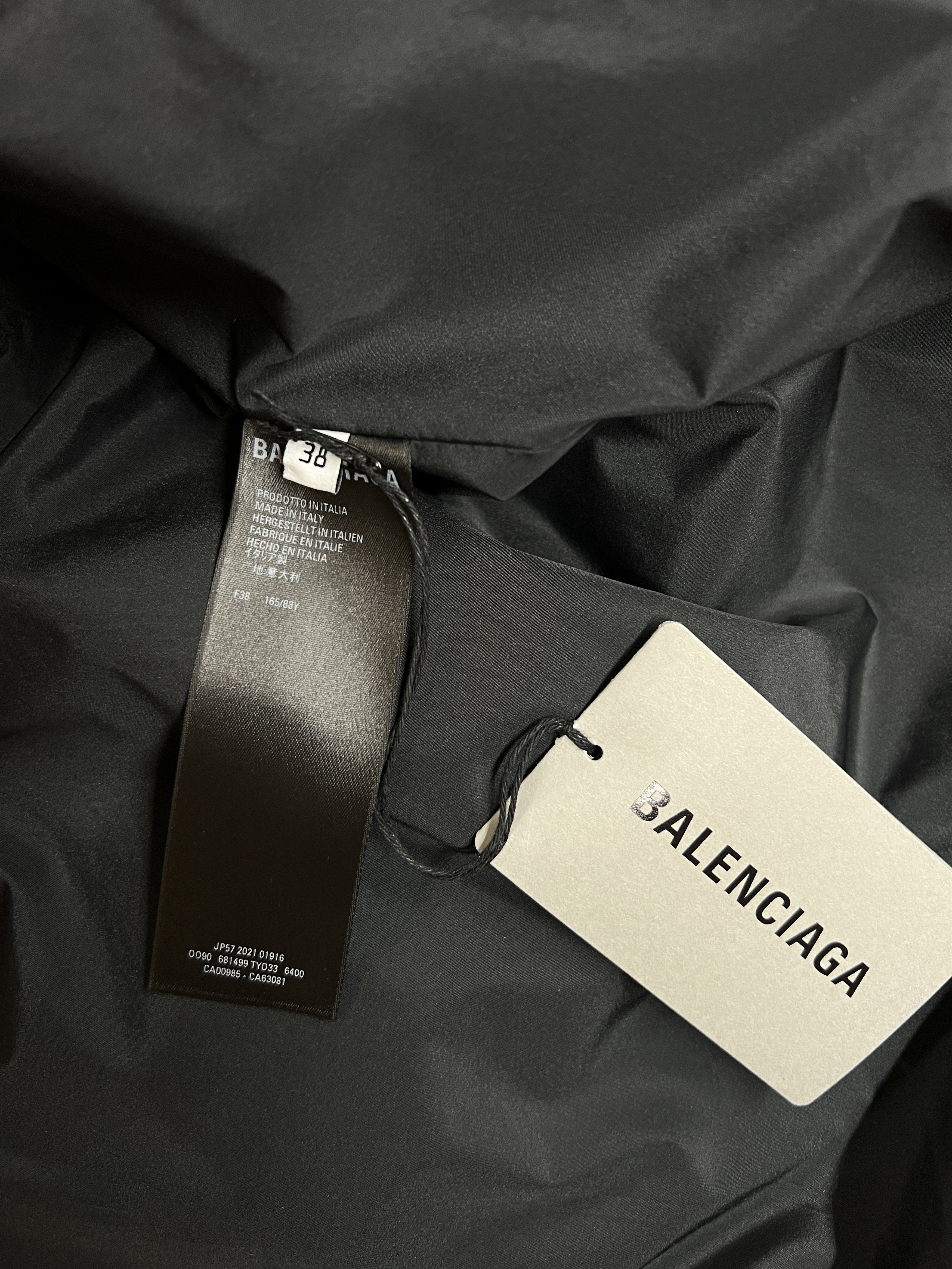 Balenciaga New — Spring 2022 Oversized Padded Jacket Size US L / EU 52-54 / 3 - 17 Thumbnail