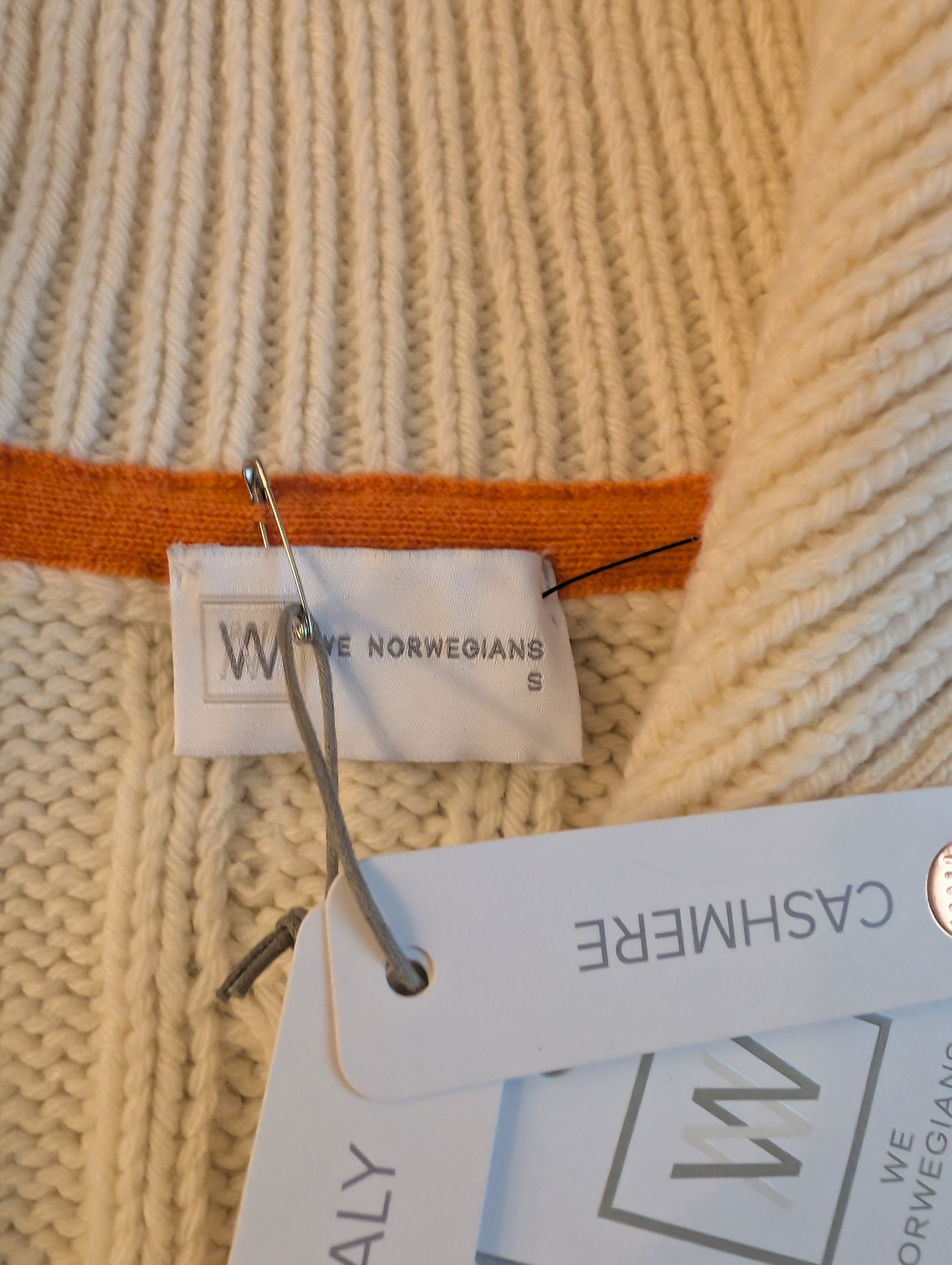 Designer NWT We Norwegians Trysil Cable Knit Wool Cashmere Cardigan Size S / US 4 / IT 40 - 4 Thumbnail