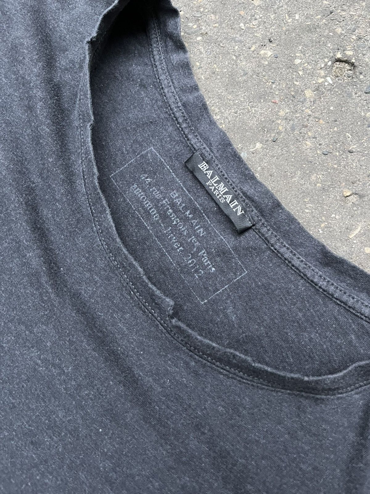 Balmain AW12 Balmain Decarnin shotgun cut tshirt by Rousteing Size US XL / EU 56 / 4 - 7 Thumbnail