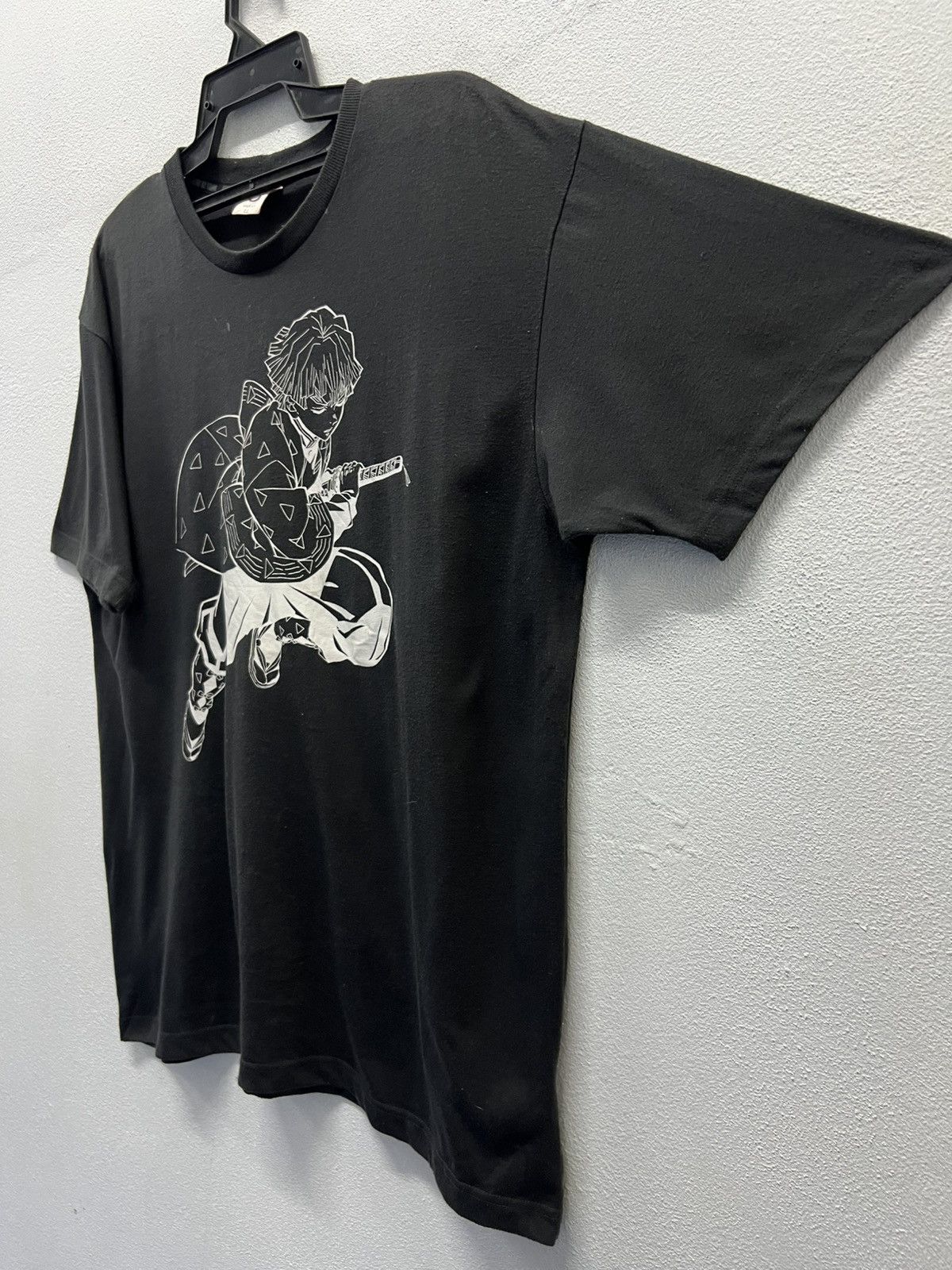 Anime × Japanese Brand KIMETSU NO YAIBA ZENITSU AGATSUMA THUNDER BREATHING SHIRT Size US XL / EU 56 / 4 - 5 Thumbnail