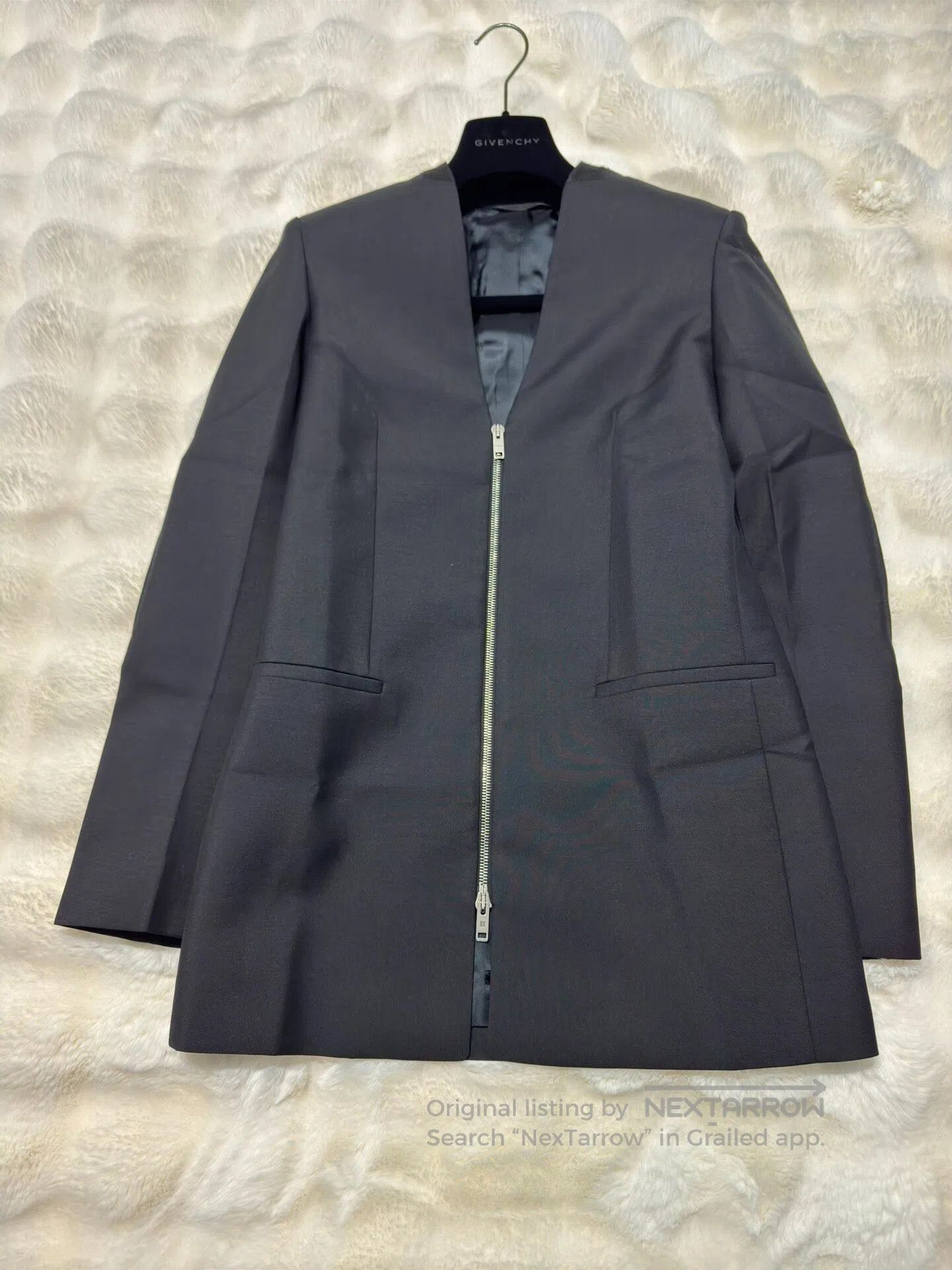 Giorgio Armani Giorgio Armani Ladies zipper suit| Size XS / US 0-2 / IT 36-38 - 1 Thumbnail