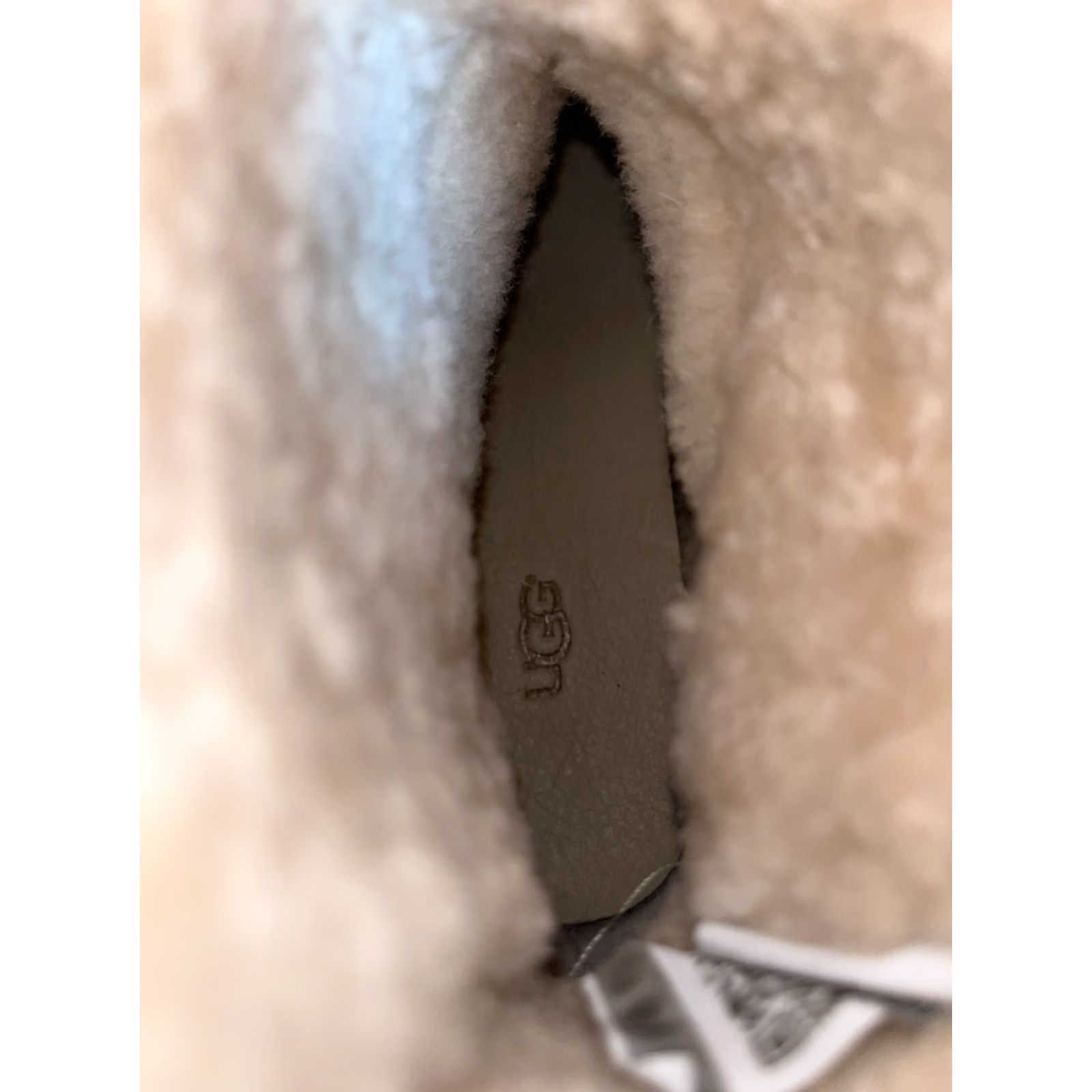 Ugg UGG Australia Luisa Womens 8 Water Resistant Leather Boots Gray 1012545 Leather Sheepskin Ankle Boot Wool Lining Size US 8 / IT 38 - 4 Thumbnail