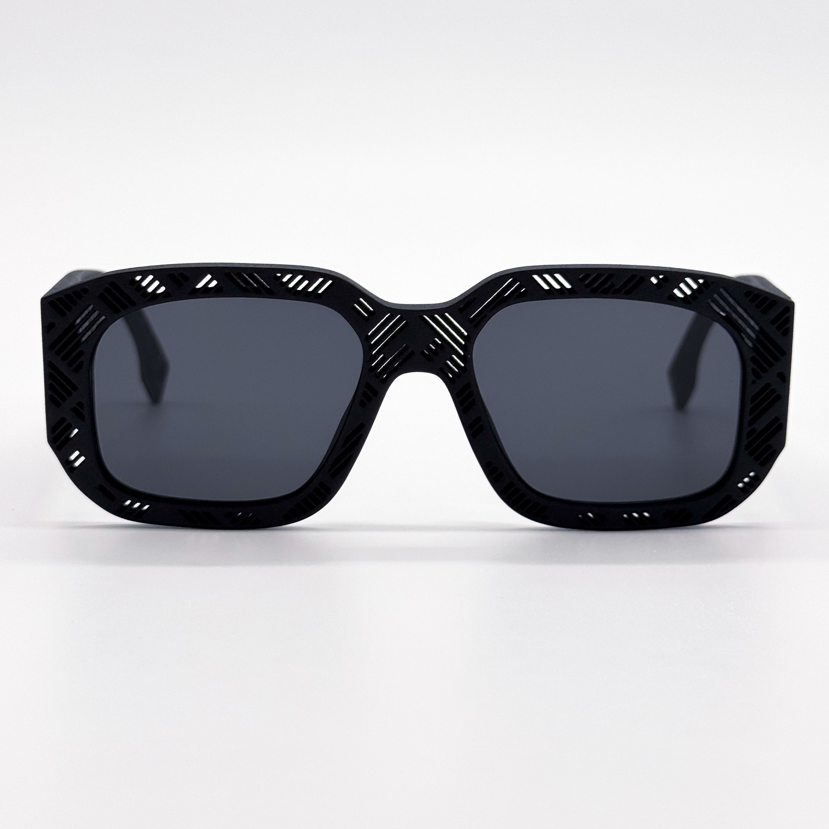 Fendi NEW FENDI FE40113I 02A MATTE BLACK UNISEX SUNGLASSES FENDI Size ONE SIZE - 3 Thumbnail