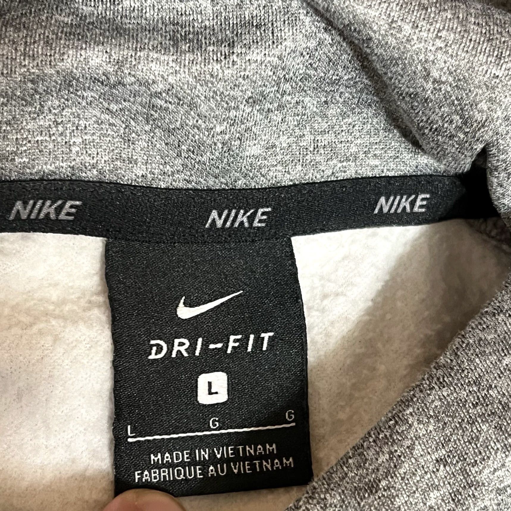 Nike Nike Hoodie Men L Gray Camo Center Swoosh Pullover Sweatshirt Dri Fit Sweatshirt Size US L / EU 52-54 / 3 - 7 Thumbnail