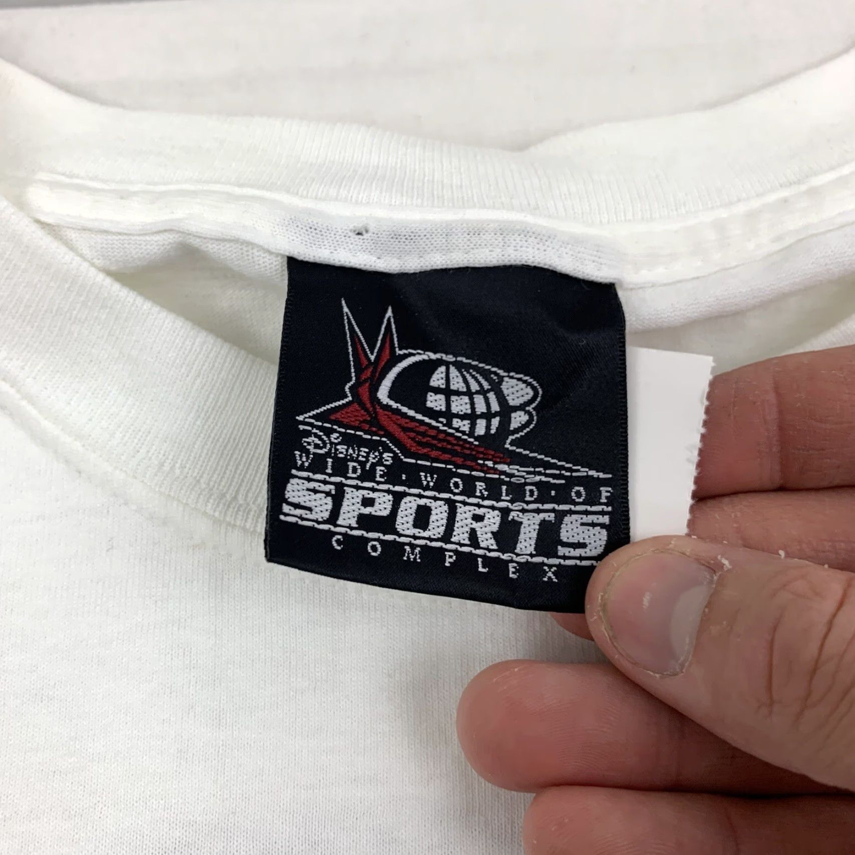 Disney VINTAGE Walt Disney World USSSA Baseball T Shirt Adult 2XL White Crew Neck Short Sleeve World Series Mens Size US XXL / EU 58 / 5 - 5 Thumbnail