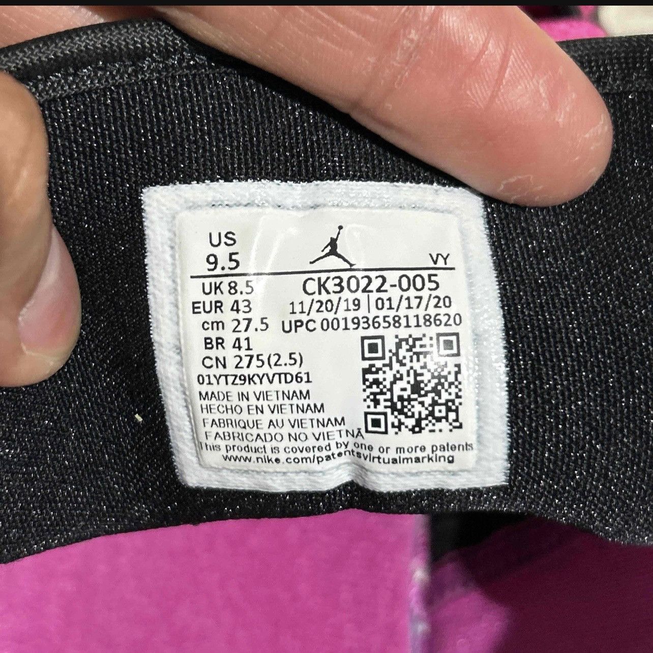 Nike AIR JORDAN 1 LOW SE “Fuchsia” Size US 9.5 / EU 42-43 - 4 Thumbnail