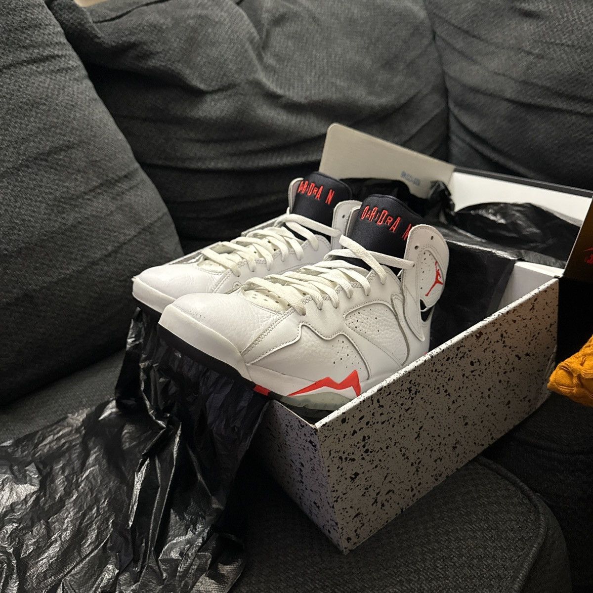 Jordan Brand Air Jordan 7 Retro ‘White Infrared’ Size US 9 / EU 42 - 1 Thumbnail