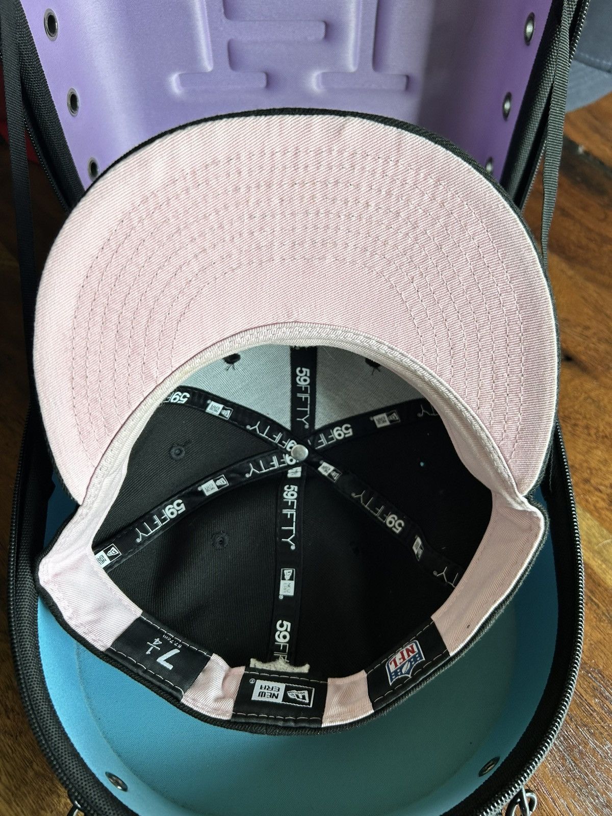 New Era Raiders pink brim hat 7 1/4 Size ONE SIZE - 4 Thumbnail