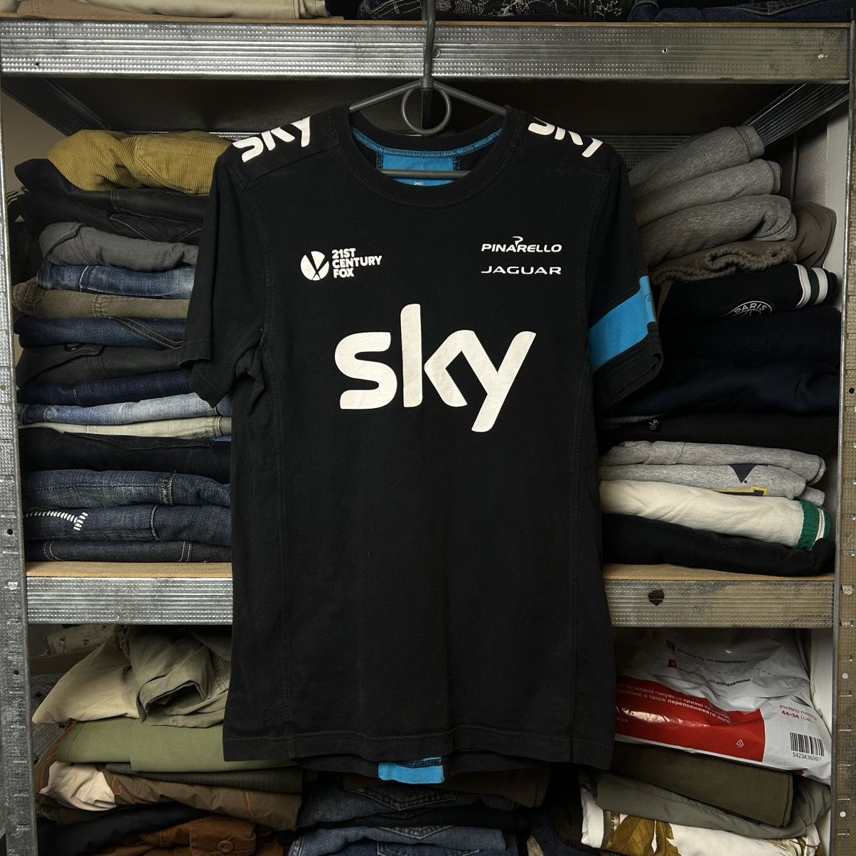 Rapha Designer Rapha x Sky Big Logo Cycling sport tee size S Size US S / EU 44-46 / 1 - 1 Thumbnail