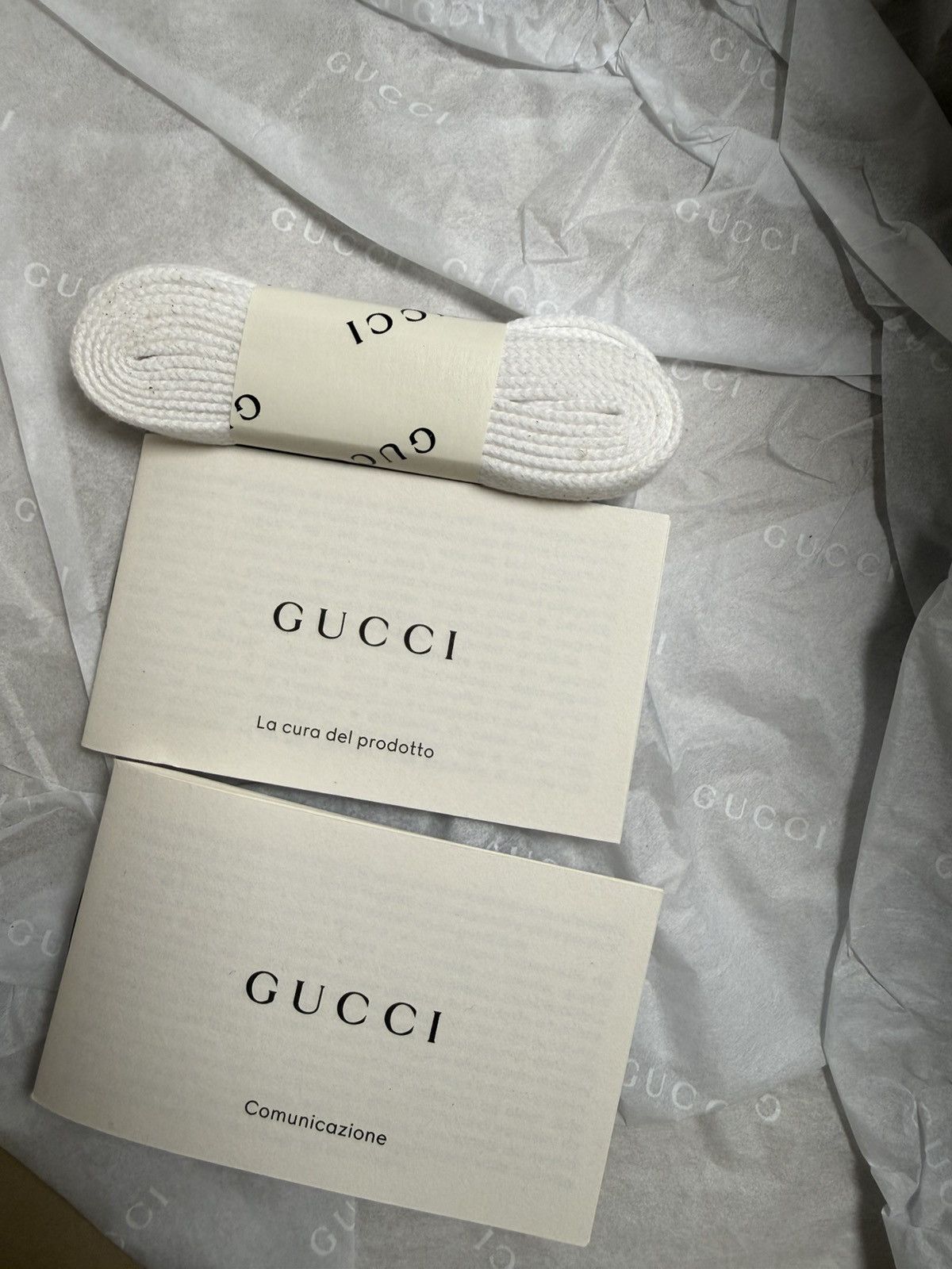 Gucci Gucci Ace Bee Sneakers size 8/US 9.5 Size US 9.5 / EU 42-43 - 10 Thumbnail