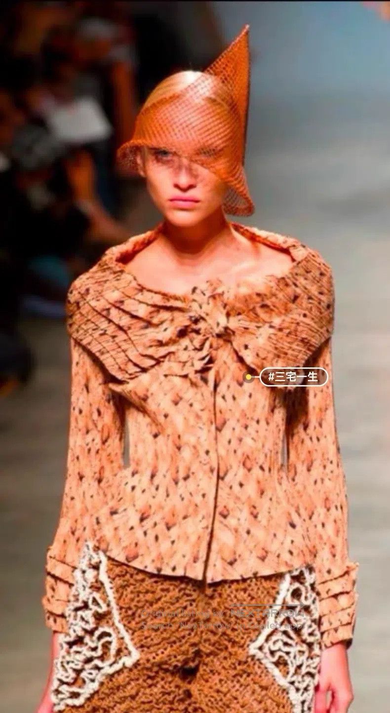 Issey Miyake Issey Miyake Wood Grain Step Irregular Pleated Dress Size M / US 6-8 / IT 42-44 - 1 Thumbnail